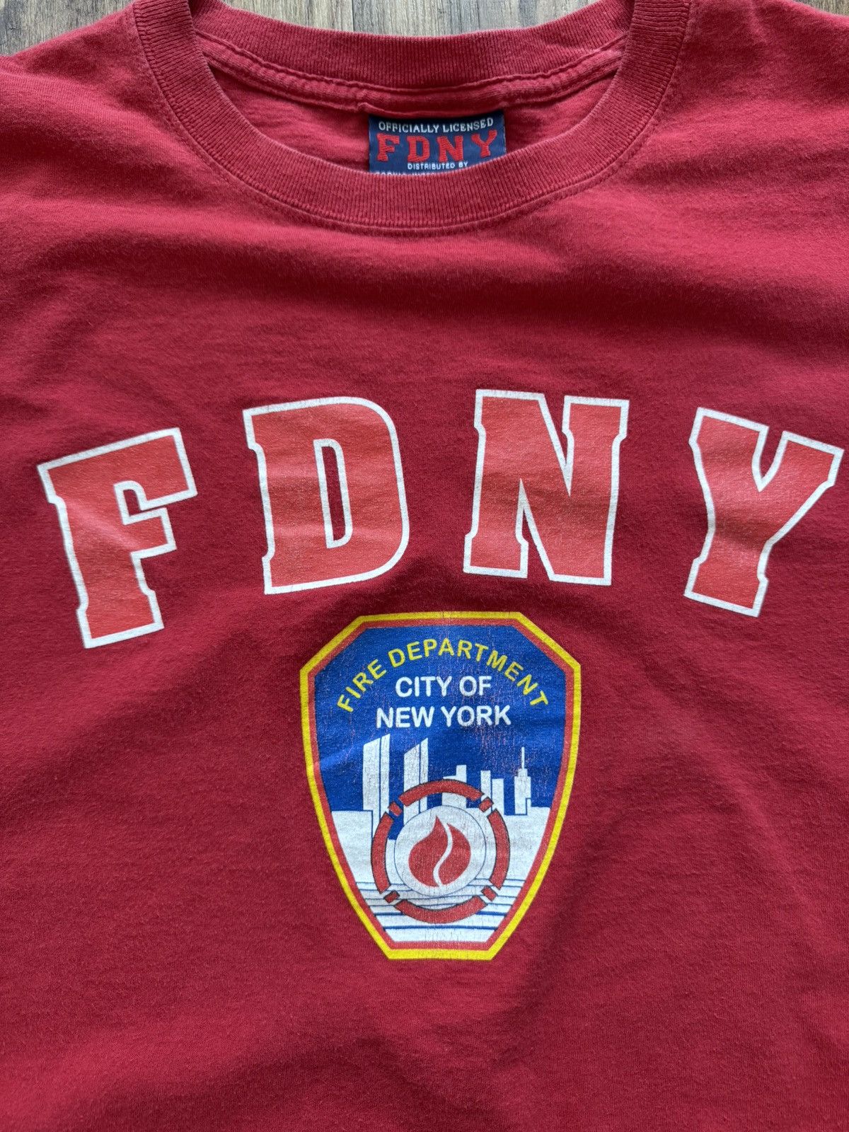 Other Vintage FDNY t-shirt Size US XL / EU 56 / 4 - 2 Thumbnail