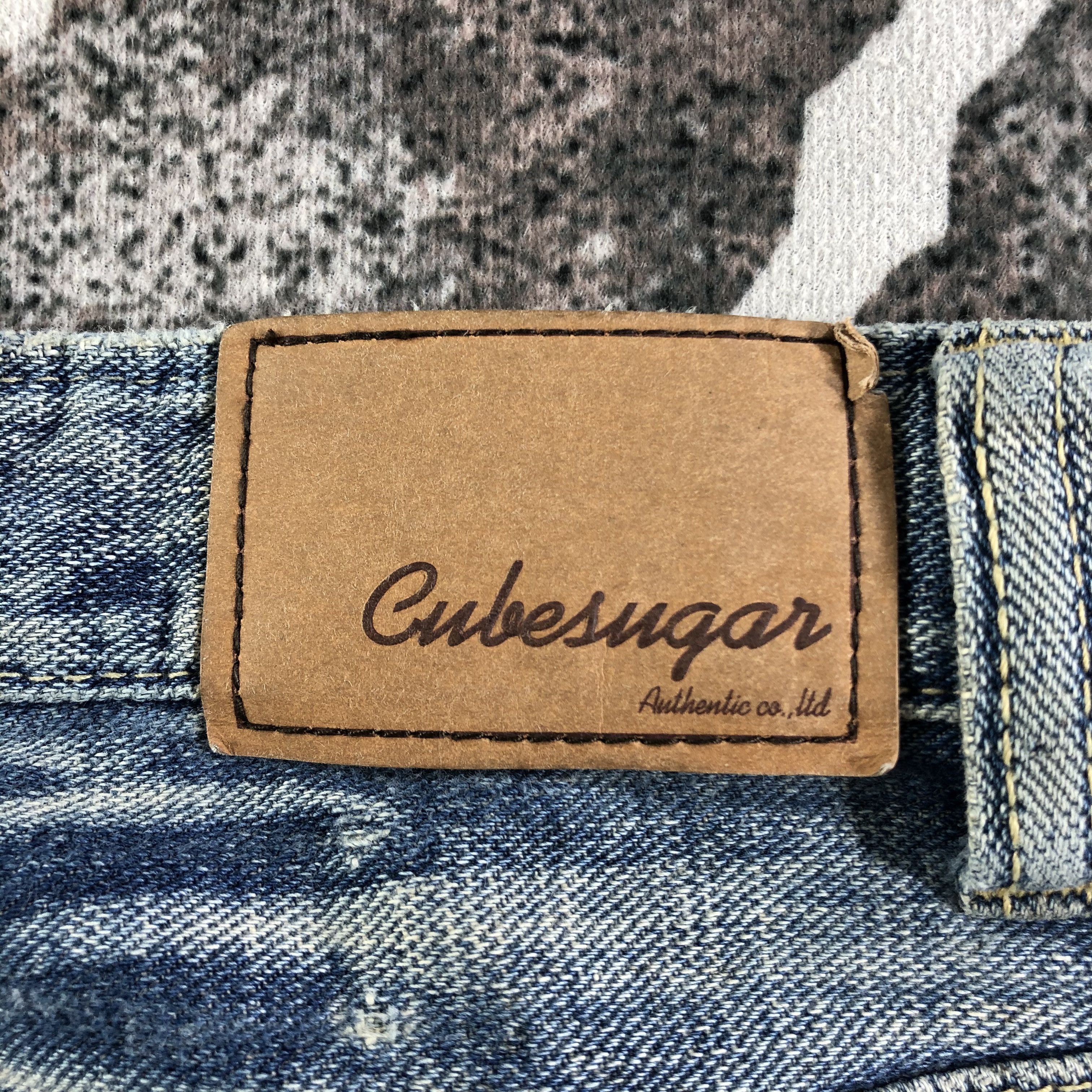 Japanese Brand Vintage Japanese Cube Sugar Jeans Faded Blue Denim KJ2508 Size US 28 / EU 44 - 5 Thumbnail