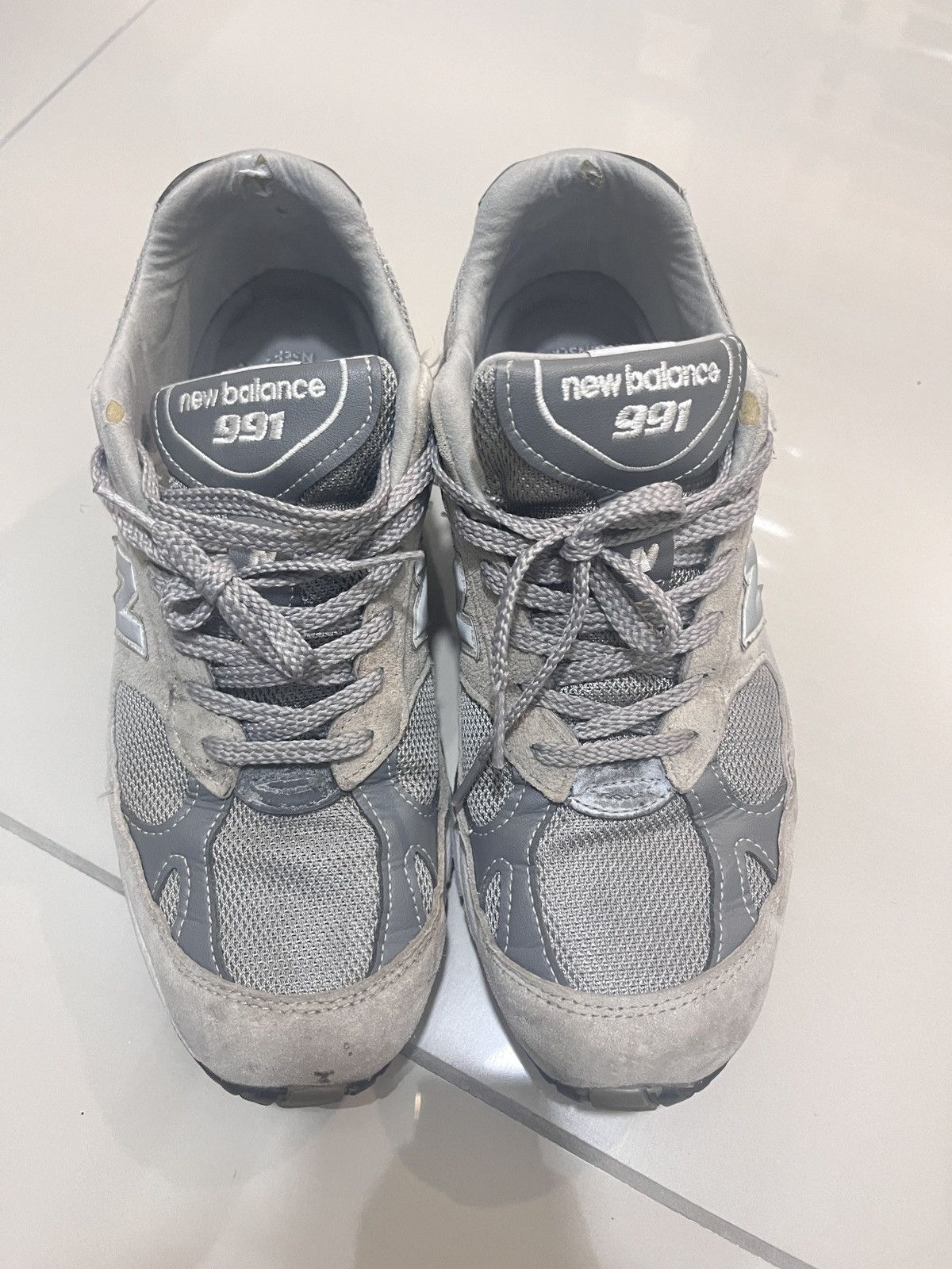 New Balance New Balance 991 v1 Classic Grey Made in UK Size US 9 / EU 42 - 1 Thumbnail