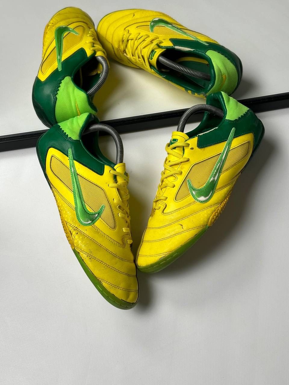 Nike Vintage Brazil Nike Elastico Pro Mens low top sneakers Y2K Size US 9 / EU 42 - 1 Thumbnail