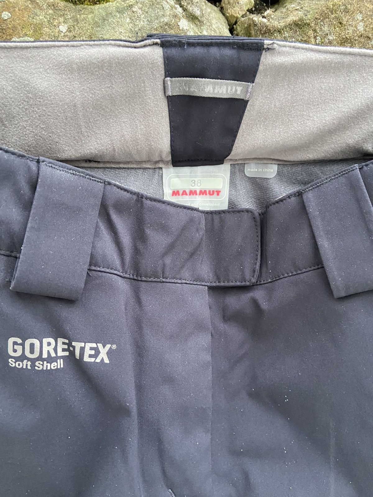 Goretex × Mammut × Vintage Vintage Mammut Nirvana GoreTex Outdoor Pants Size US 38 / EU 54 - 2 Thumbnail