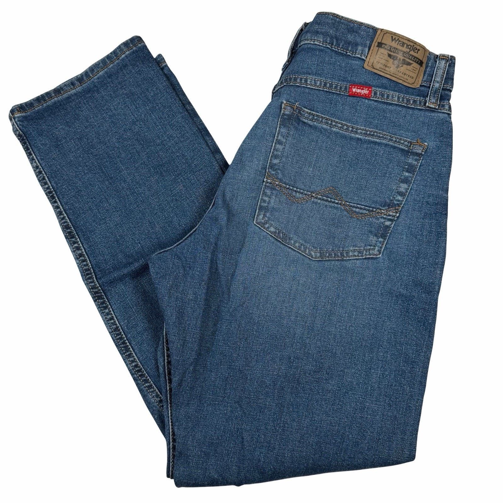 Wrangler Wrangler Jeans Mens Size 31x30 Blue Athletic Fit Stretch Size US 31 - 1 Thumbnail