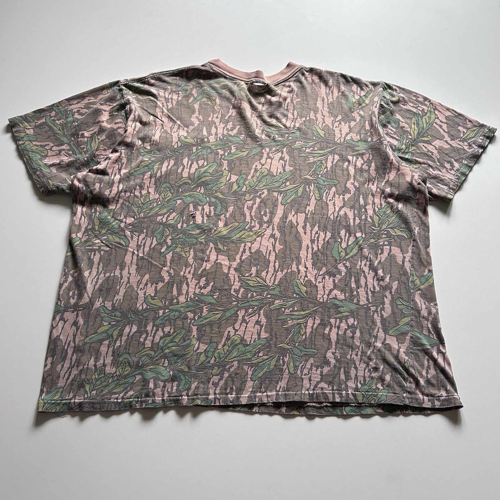 Realtree Vintage 90s Real Tree Bark Camo Pocket T Shirt Large Boxy Size US L / EU 52-54 / 3 - 4 Thumbnail