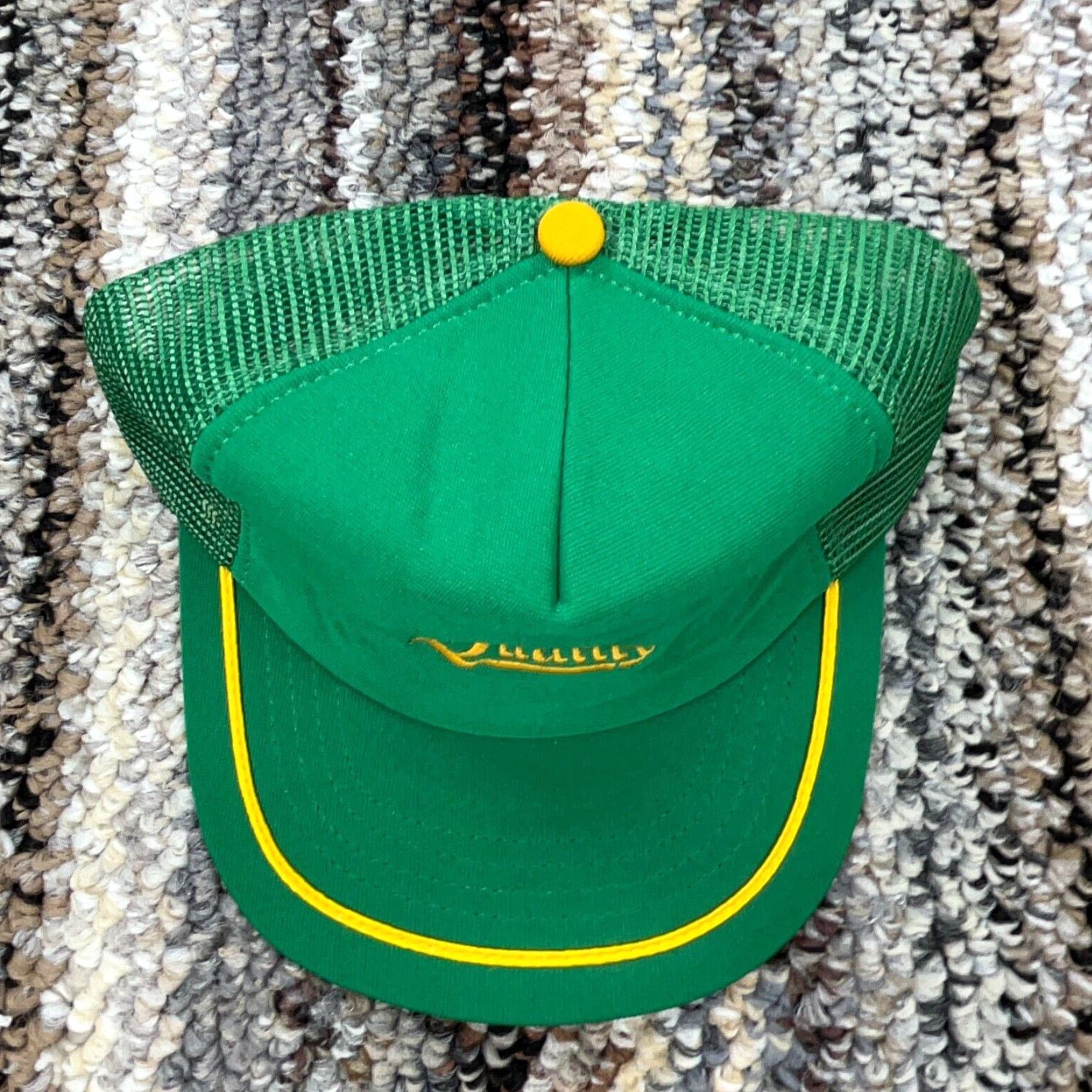 Vintage VINTAGE Trucker Hat Cap Green Yellow Made In USA 80s Stripe Farm IP Quality Snap Adjustable Mens Hat Green 80s USA Trucker Size ONE SIZE - 4 Thumbnail