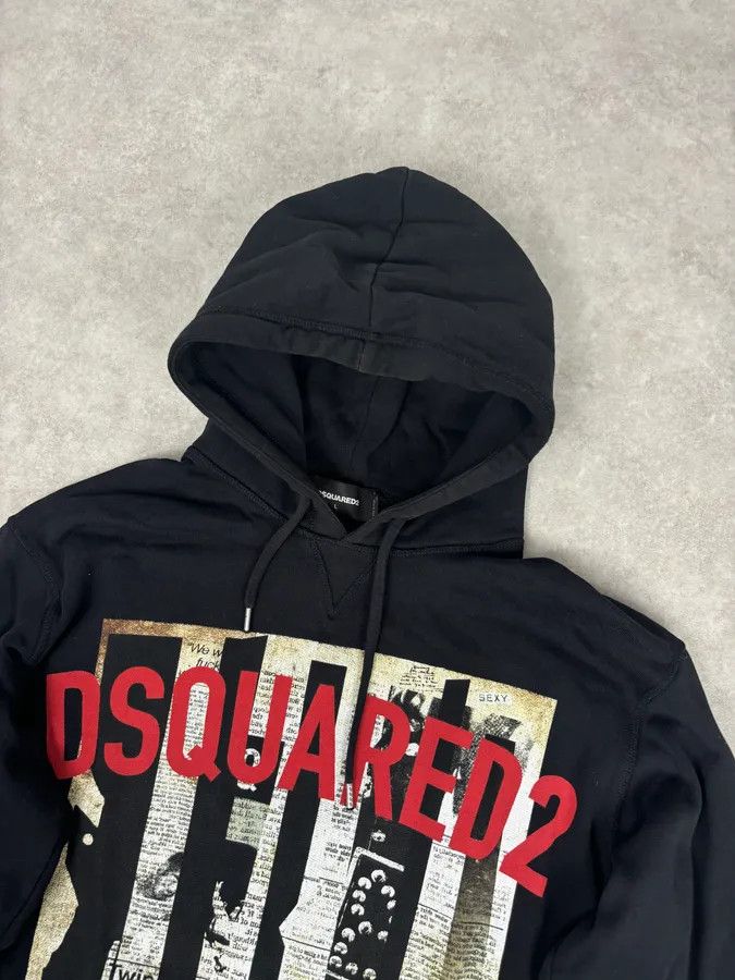 Dsquared2 SS2017 Dsquared2 Black Newspapers Logo Hoodie Size US L / EU 52-54 / 3 - 4 Thumbnail