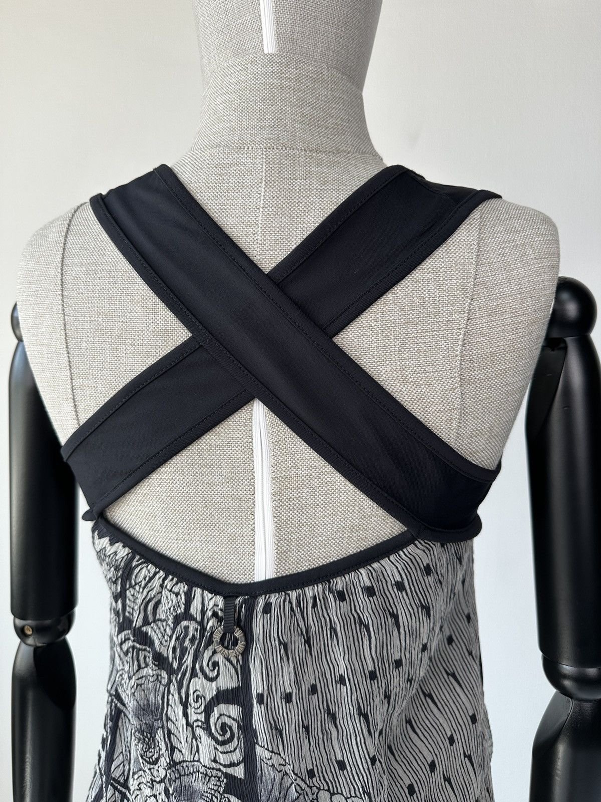 Other SAVE The QUEEN 100% Silk Tank Top Sleeveless Mesh Jersey Y2K Size XL / US 12-14 / IT 48-50 - 8 Thumbnail