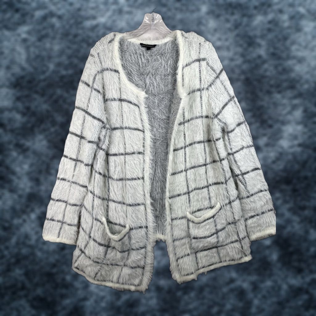 Vintage Signature Studio Cardigan Sweater Womens XL White Gray Open Front Pockets Fuzzy Size XL / US 12-14 / IT 48-50 - 1 Thumbnail