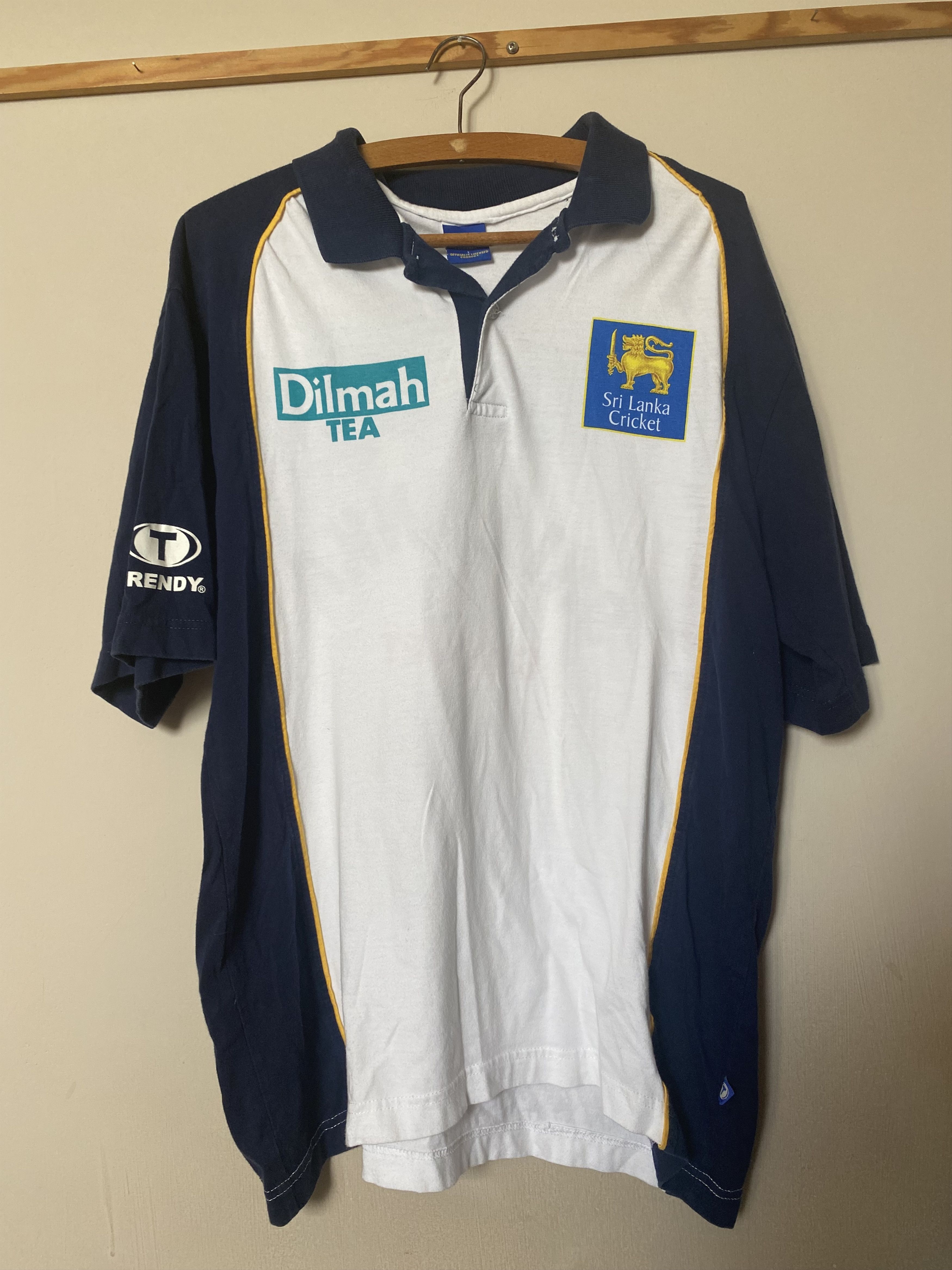 Other Cricket Jersey SRI LANKA - L - UNIQUE Size US L / EU 52-54 / 3 - 1 Thumbnail
