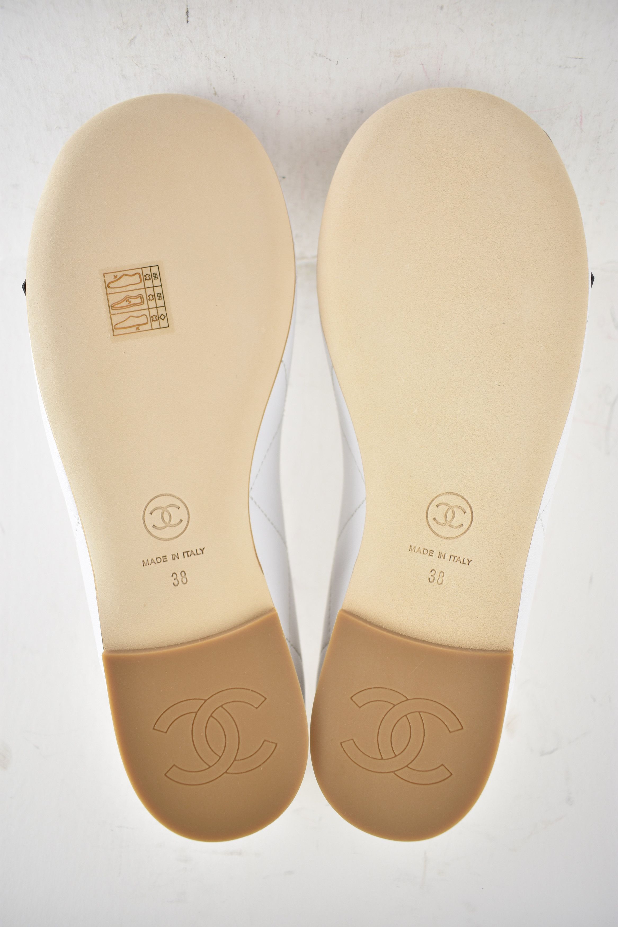 Chanel 26M Coco Beach Cambon Black Logo Ballet Ballerina Flat 38 Size US 8 / IT 38 - 23 Thumbnail