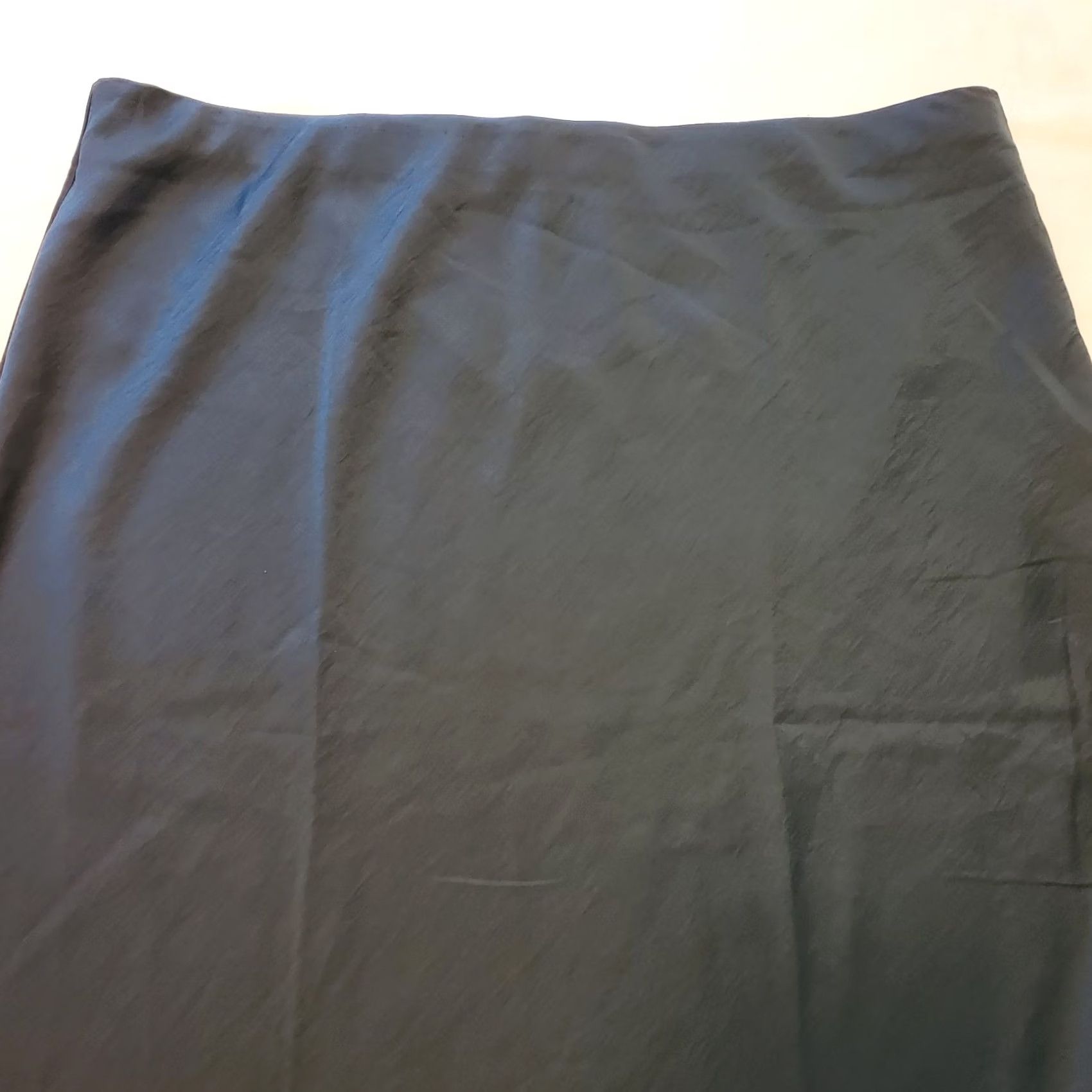 Vintage Universal Standard Womens Green Satin Midi Skirt Large Evening Date Size 36" / US 14 / IT 50 - 2 Thumbnail