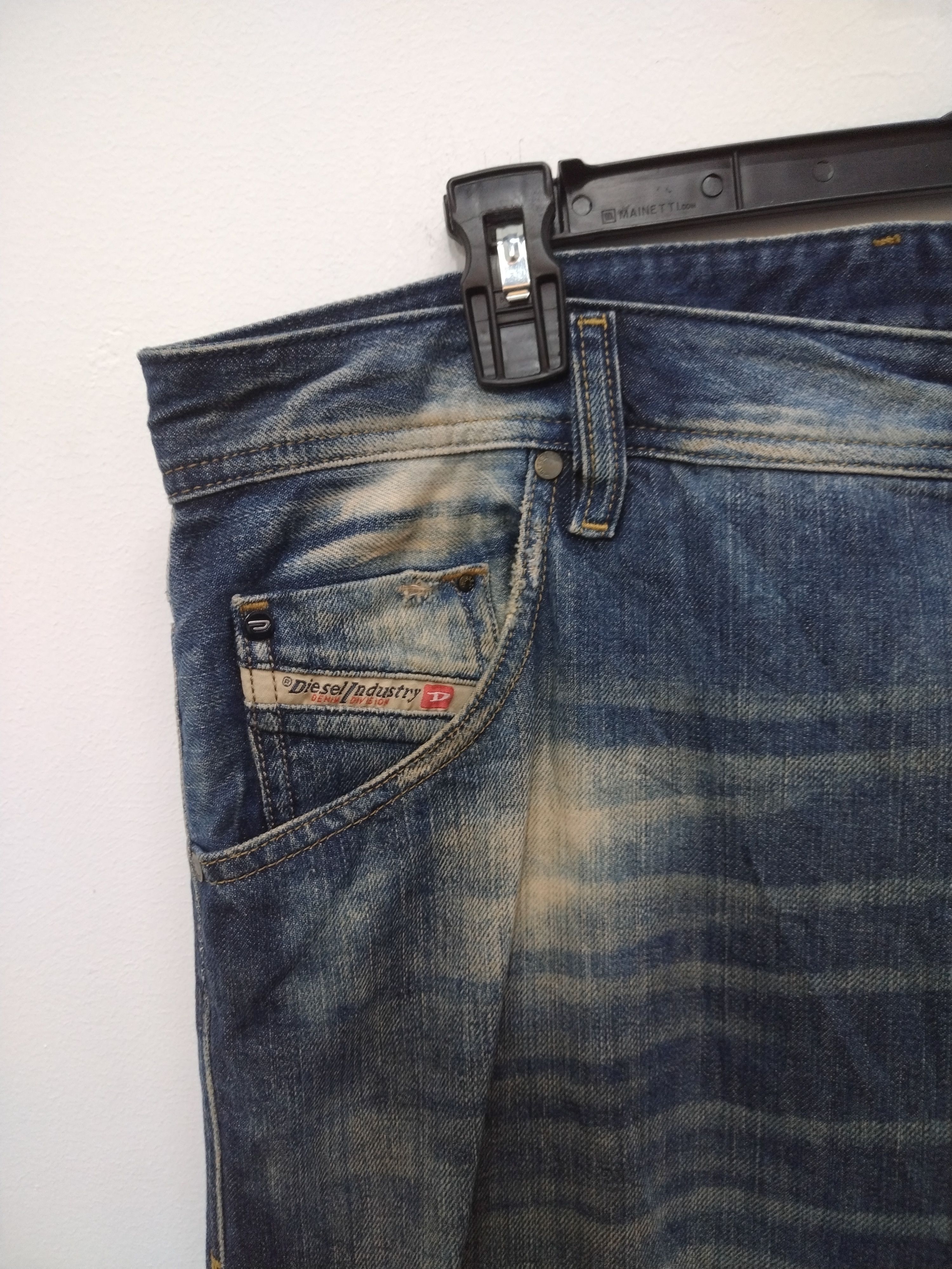 Diesel 🔥💥Crazy cool Diesel distressed regular slim carrot Jean Size US 38 / EU 54 - 4 Thumbnail