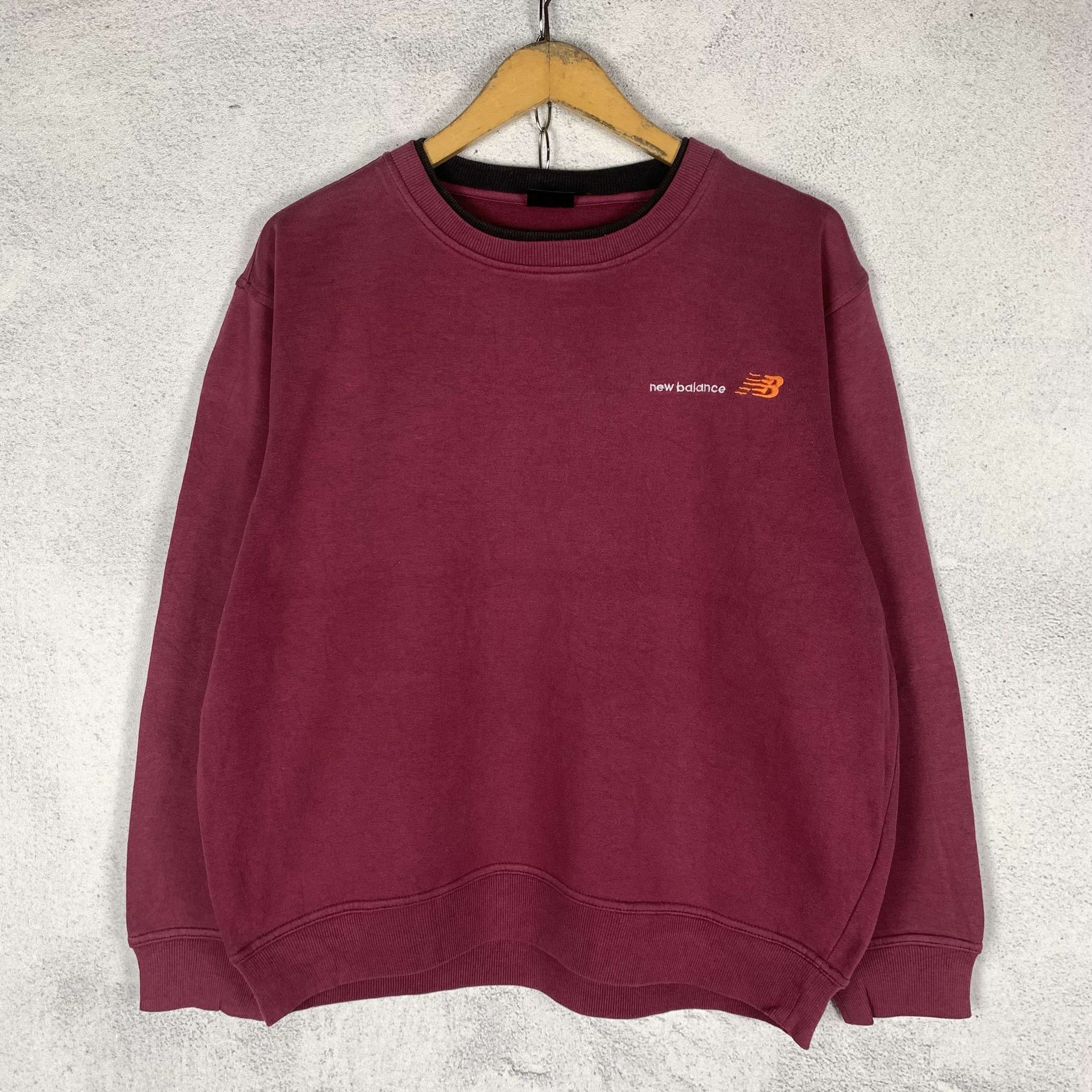 New Balance Vintage New Balance Sweatshirt Crewneck Size US M / EU 48-50 / 2 - 1 Thumbnail