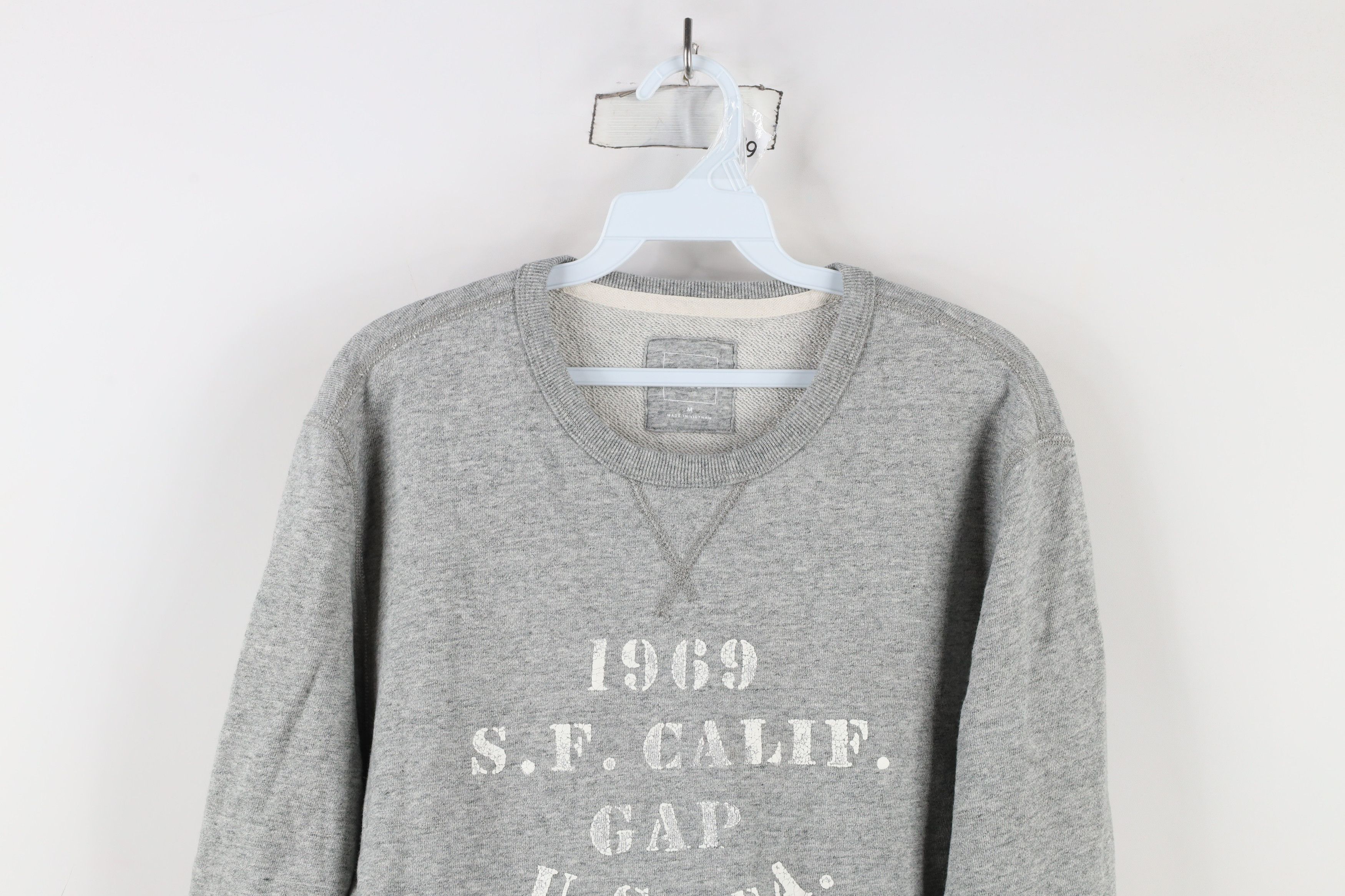 Gap × Vintage Vintage Y2K Gap Stencil Crewneck Sweatshirt Heather Gray Size US M / EU 48-50 / 2 - 2 Thumbnail