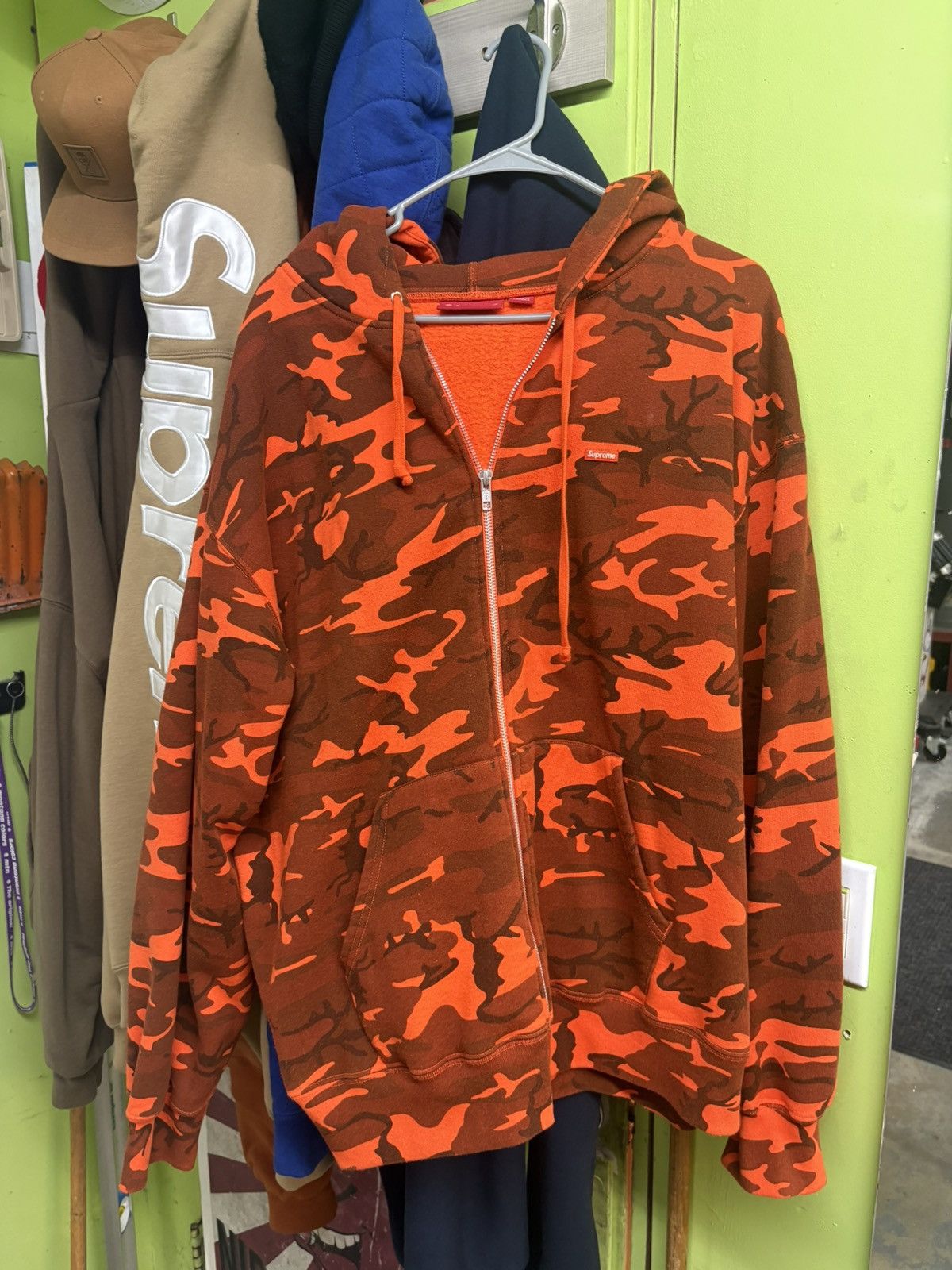 Supreme Supreme Small Box Zip Up Hooded Sweatshirt Orange Camo Size US XL / EU 56 / 4 - 1 Thumbnail