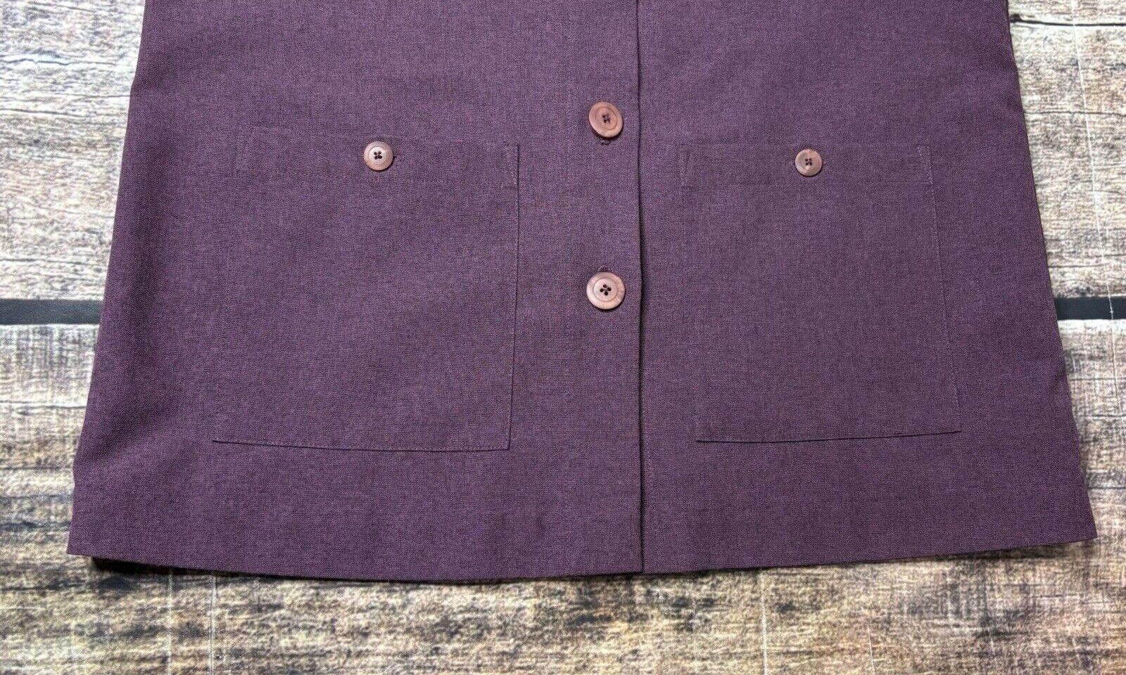 L.L. Bean LL Bean Traveler Shirt Women Size 6 Petite Button Up Career Size M / US 6-8 / IT 42-44 - 5 Thumbnail