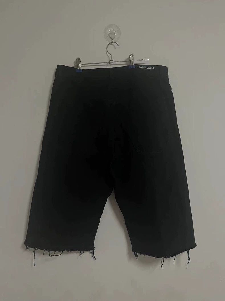 Balenciaga Balenciaga size XS Black loose denim shorts with holes in Size US 27 - 2 Thumbnail