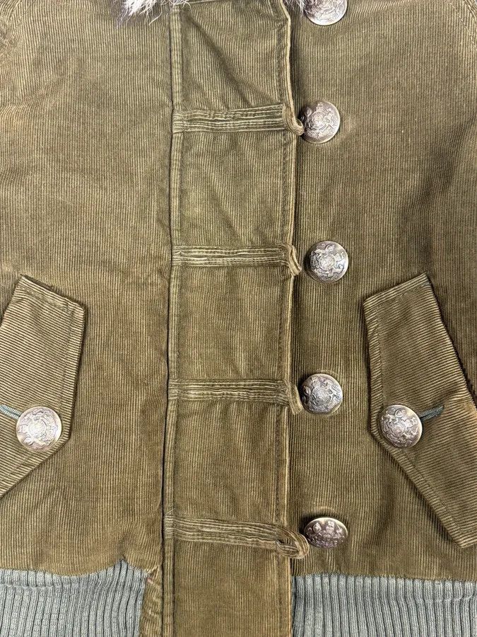 Dolce & Gabbana 2000s Dolce & Gabbana Khaki Corduroy Fur Hooded Buttoned Jacket Size M / US 6-8 / IT 42-44 - 8 Thumbnail