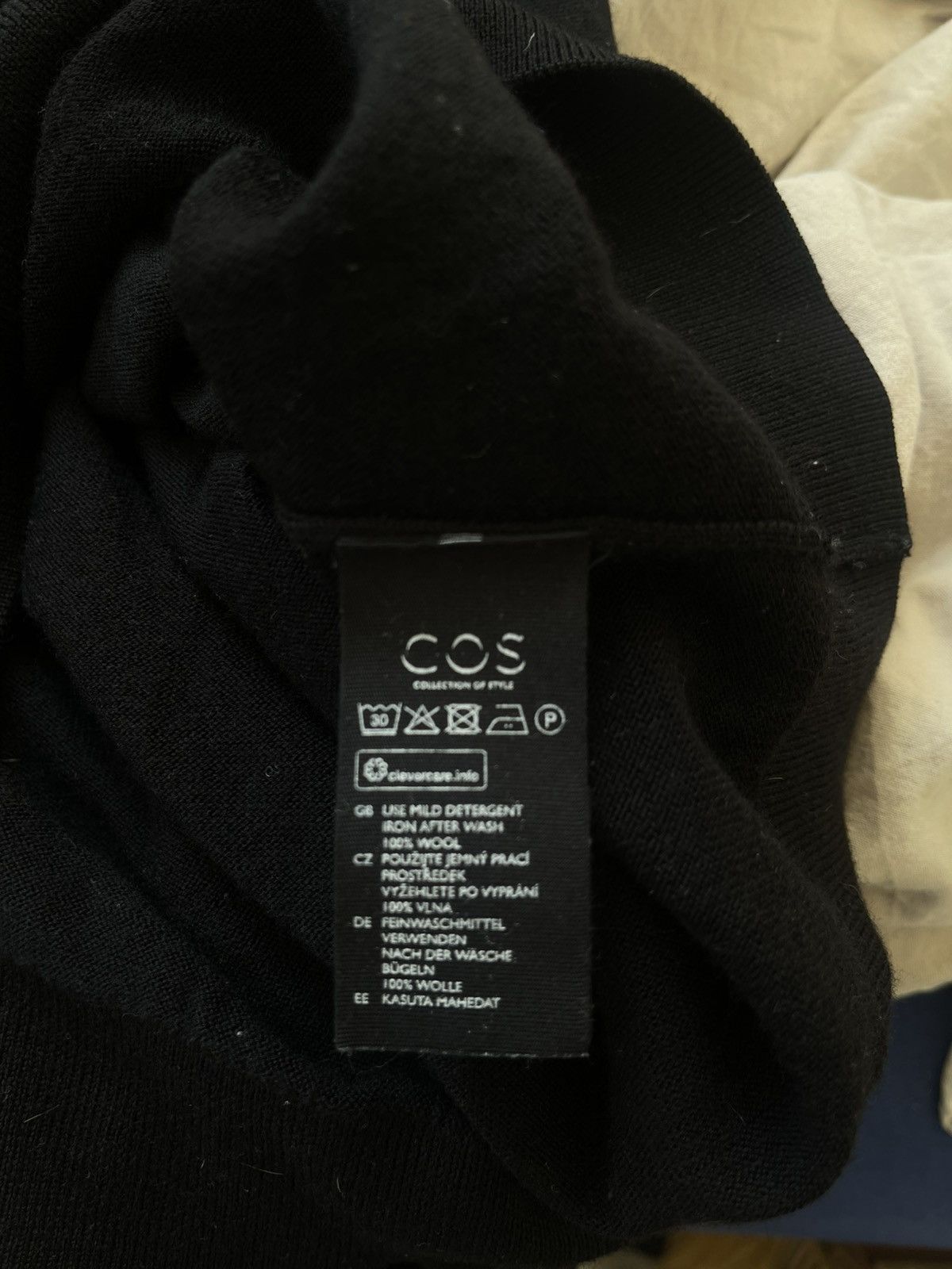 Cos Black 100% wool jumper / pullover Size US S / EU 44-46 / 1 - 5 Thumbnail