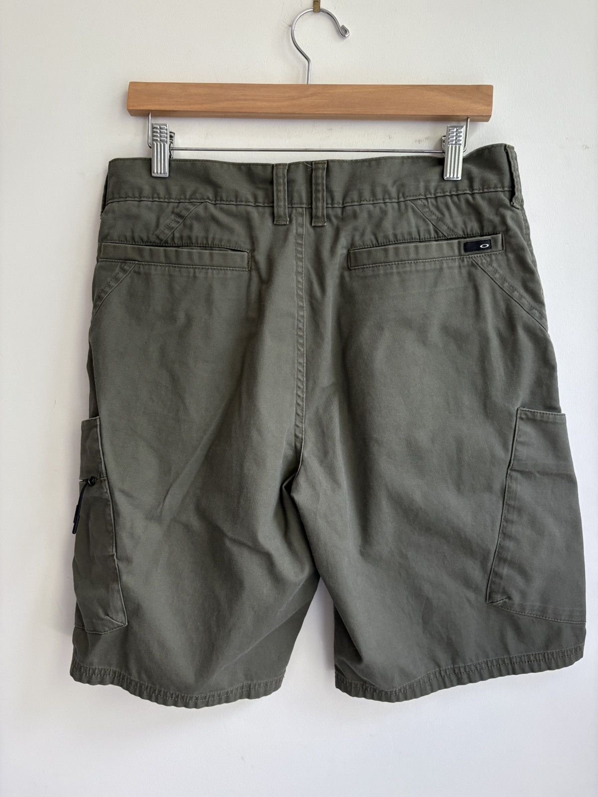 Oakley Oakley Cargo Shorts Size US 32 / EU 48 - 4 Thumbnail