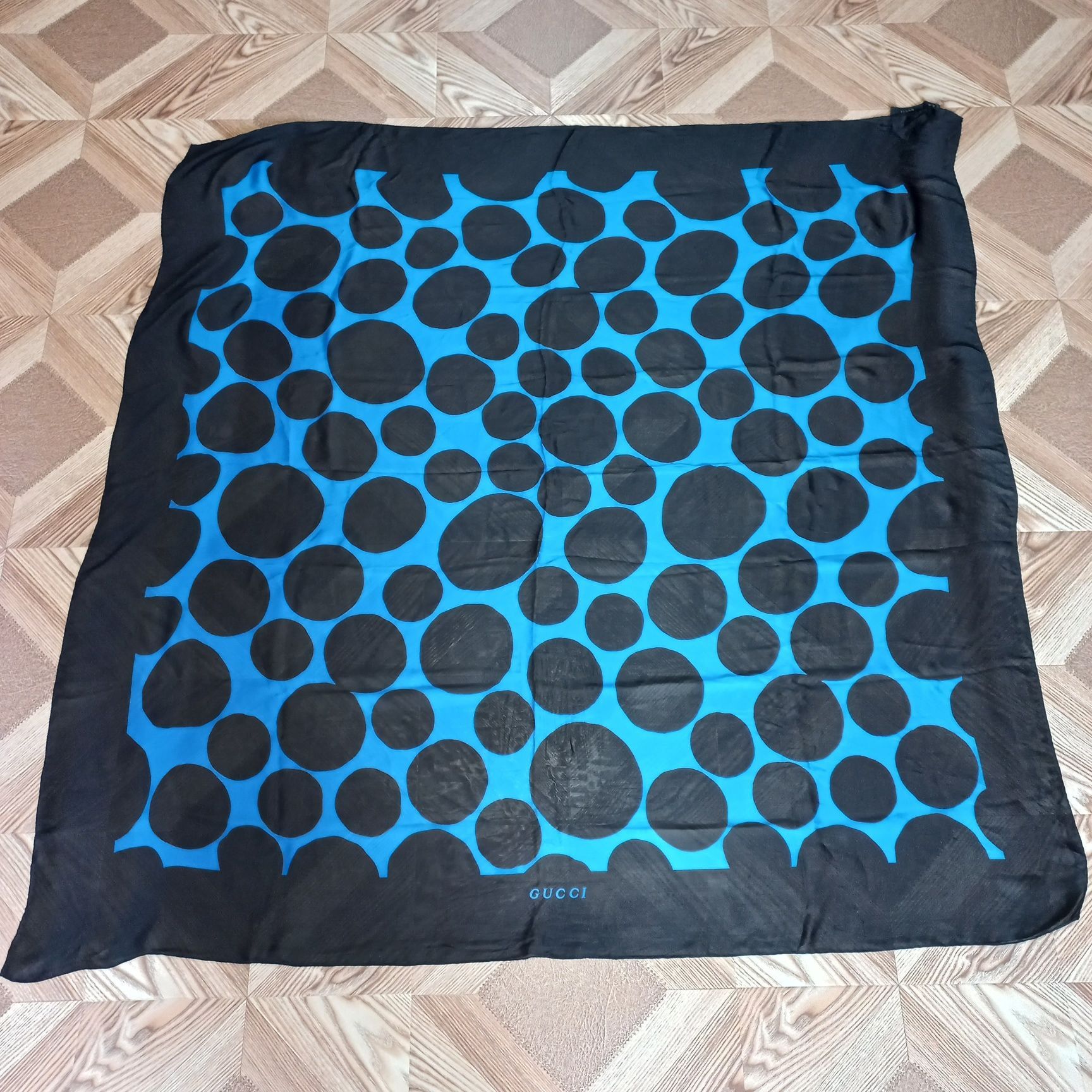 Gucci Gucci Vintage Silk Scarf Size ONE SIZE - 7 Thumbnail