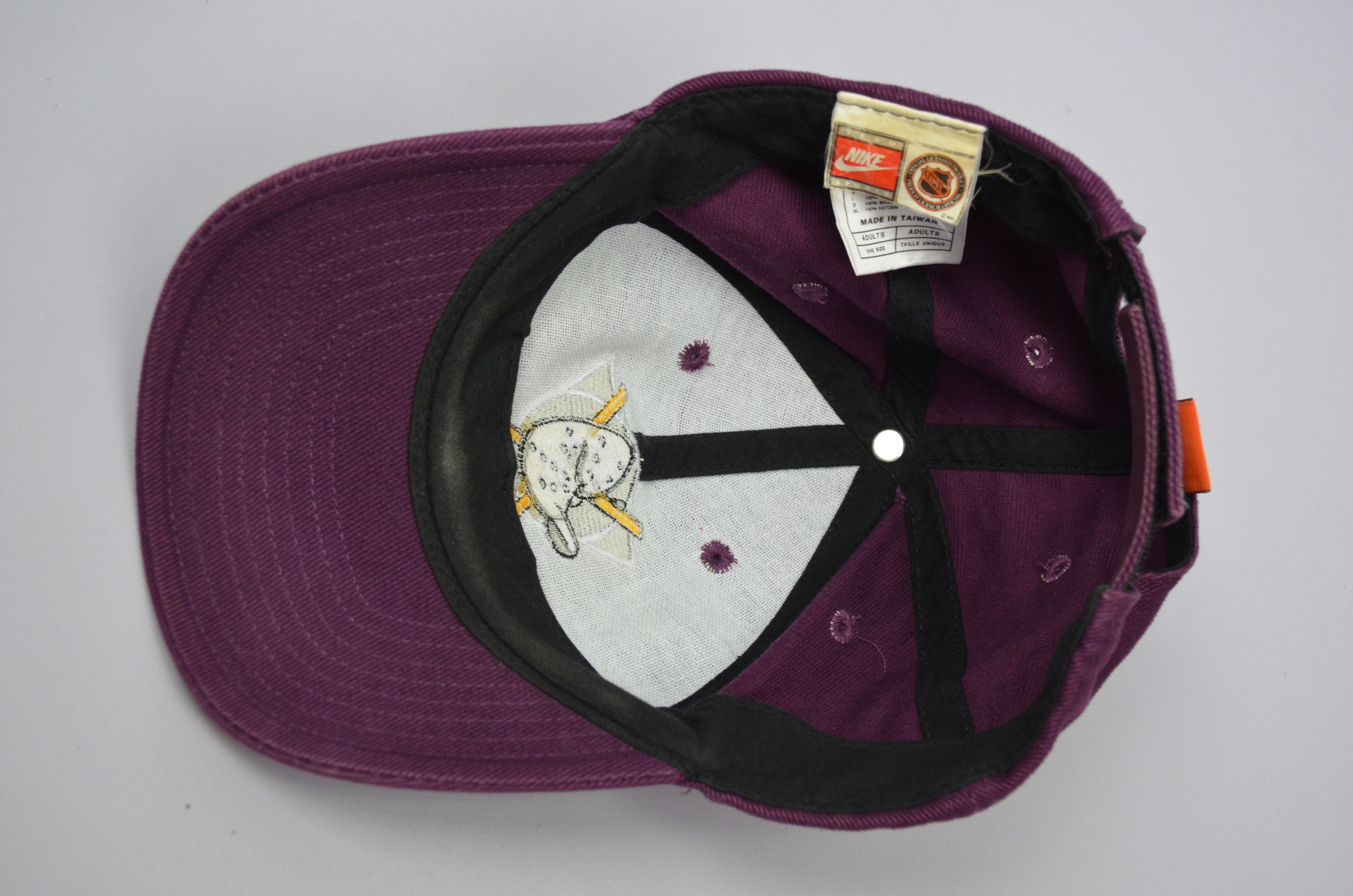 NHL × Nike 90s RARE Anaheim Mighty Ducks NHL Vintage NIKE Hat Logo Cap Size ONE SIZE - 10 Thumbnail