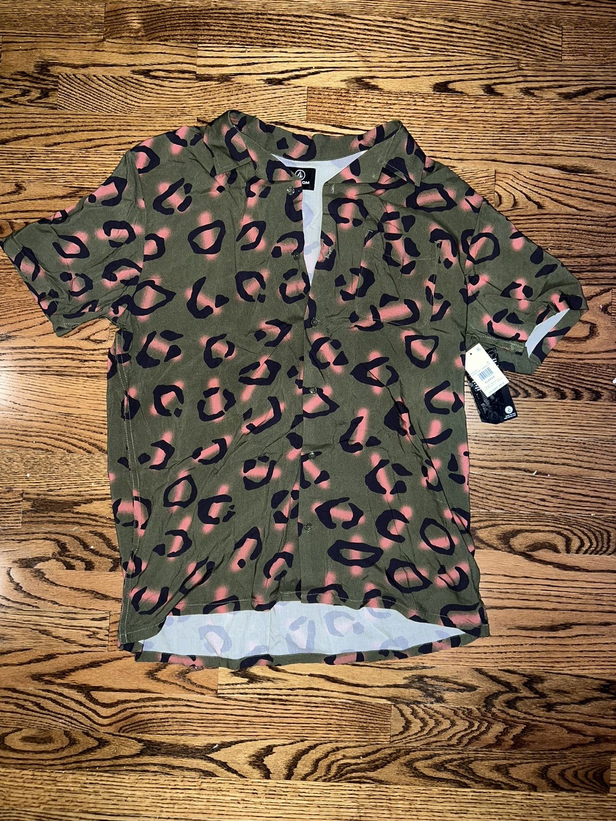Volcom Volcom button up shirt men’s XL NWT Size US XL / EU 56 / 4 - 1 Thumbnail