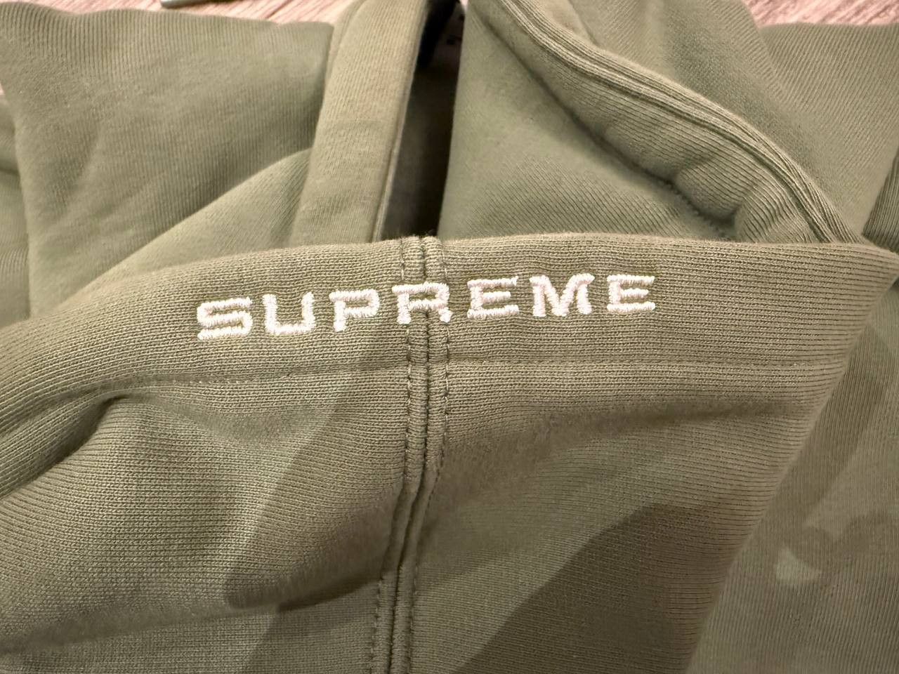 Nike × Supreme Supreme x Nike hoodie Size US M / EU 48-50 / 2 - 7 Thumbnail