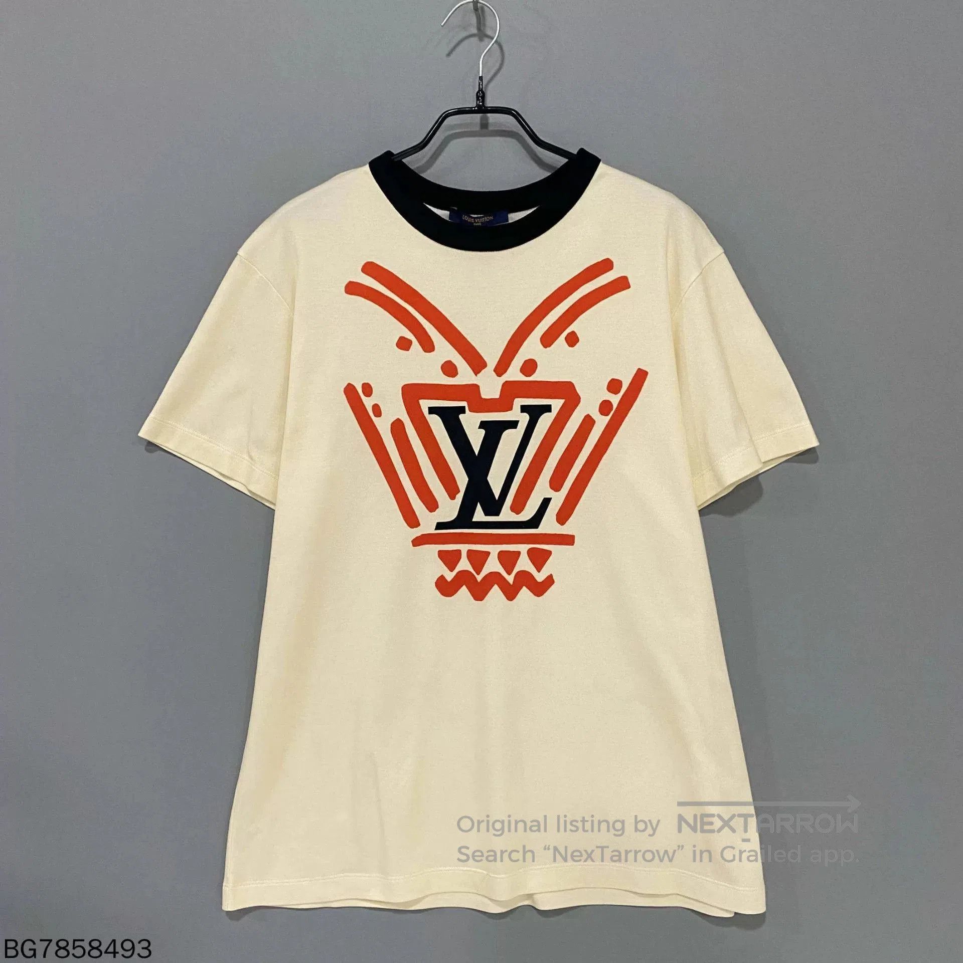 Louis Vuitton Louis Vuitton Beige Large Logo T. Size US XL / EU 56 / 4 - 1 Thumbnail