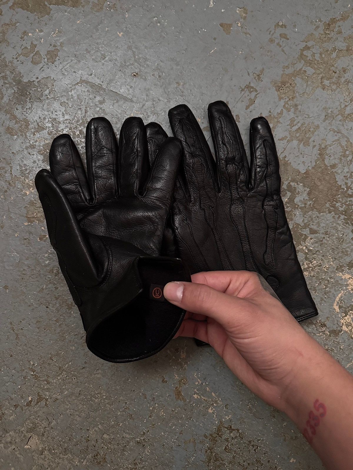 Undercover AW03 “Paper Doll” Skeleton Leather Gloves Size ONE SIZE - 5 Thumbnail