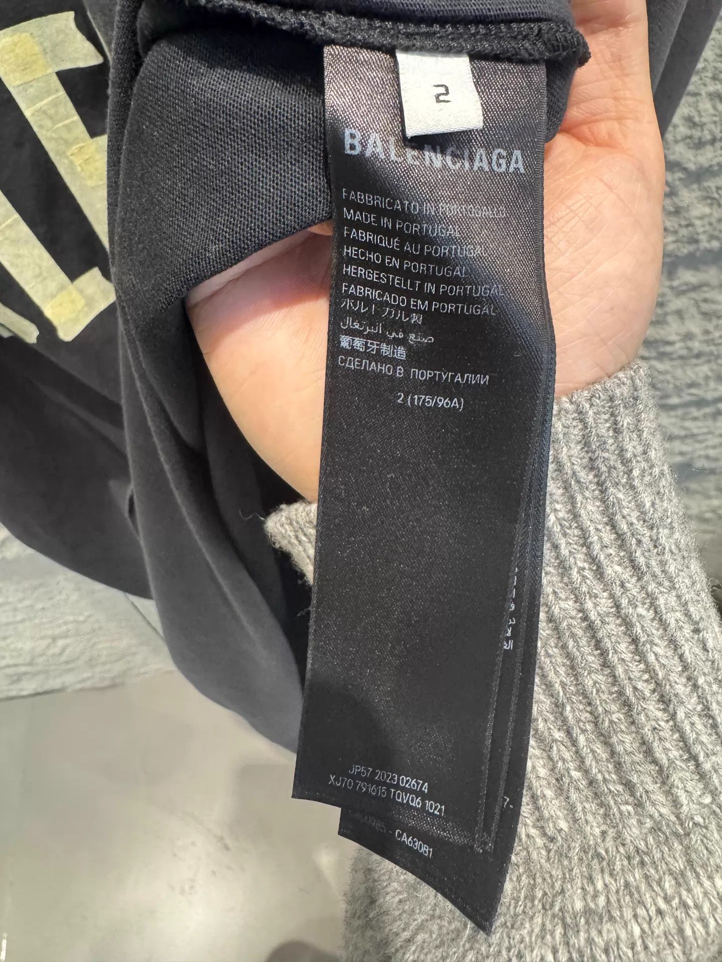 Balenciaga Balenciaga 3B Tape Double Logo Oversized Tee Size US M / EU 48-50 / 2 - 4 Thumbnail