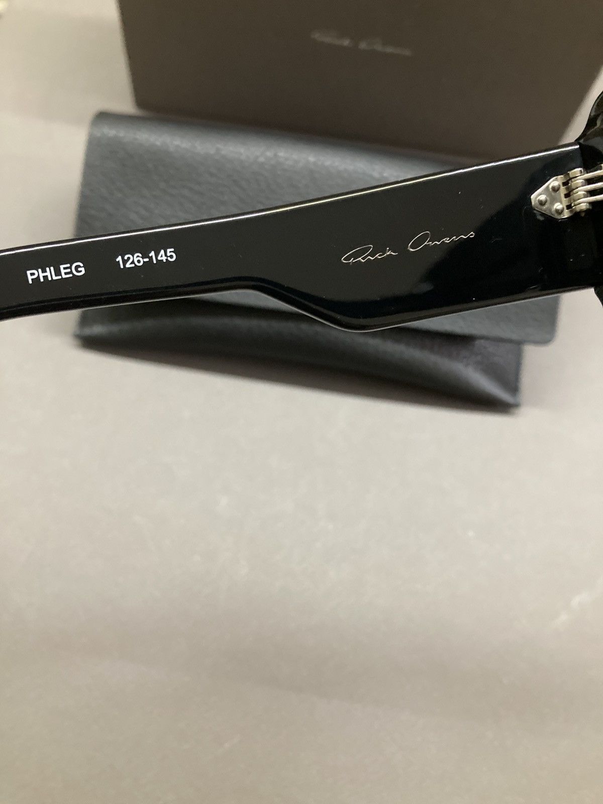 Rick Owens WORN ONCE / Rick Owens PHLEG Sunglasses Size ONE SIZE - 9 Thumbnail