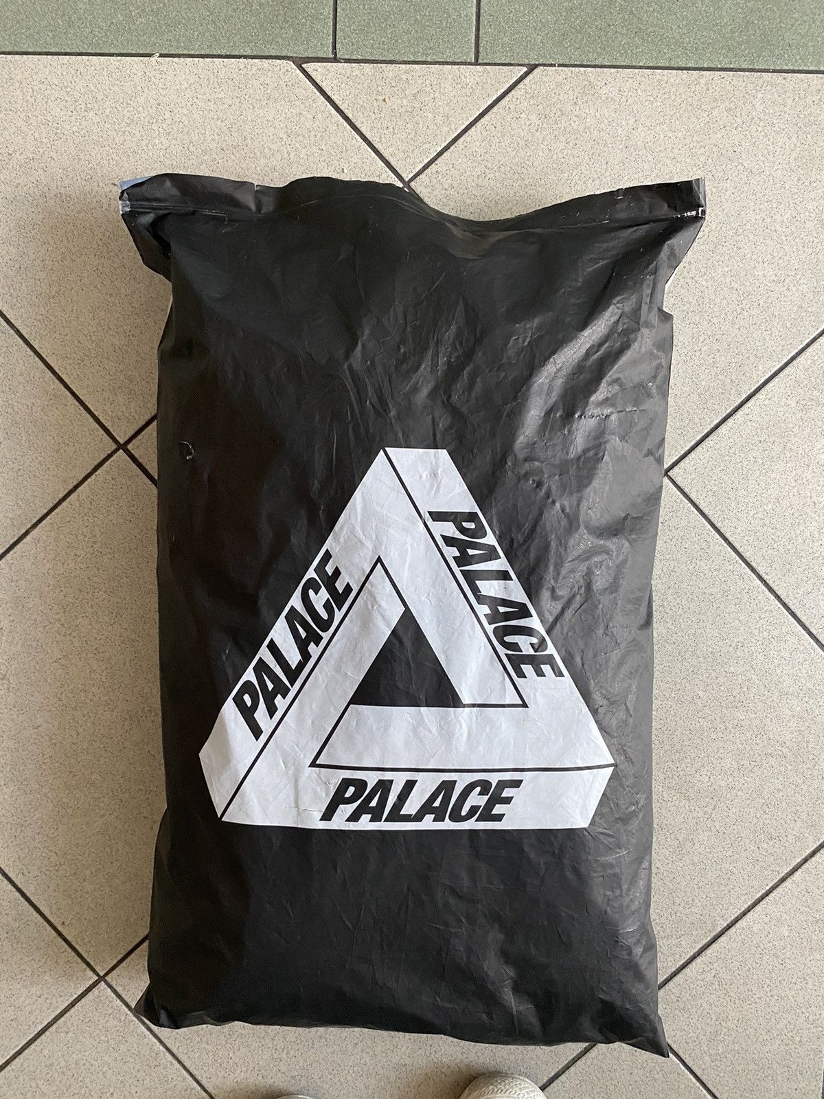 Palace Palace x PEZ “Pezman” MA-1 Bomber – FW21 - Burgundy Size US L / EU 52-54 / 3 - 15 Thumbnail