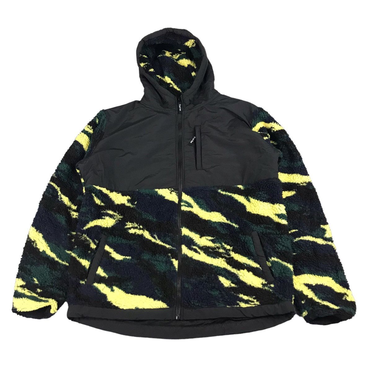 image of Find-Out Outdoor Sherpa Zipper Hoodies Jacket in Camo, Men's (Size Large)