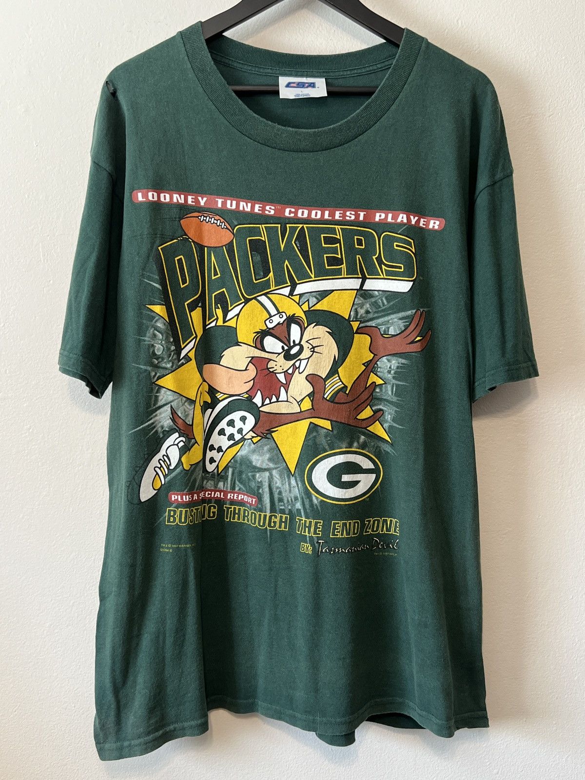 Vintage Green Bay Packers T-Shirt Tasmanian Devil Taz 90's 1997