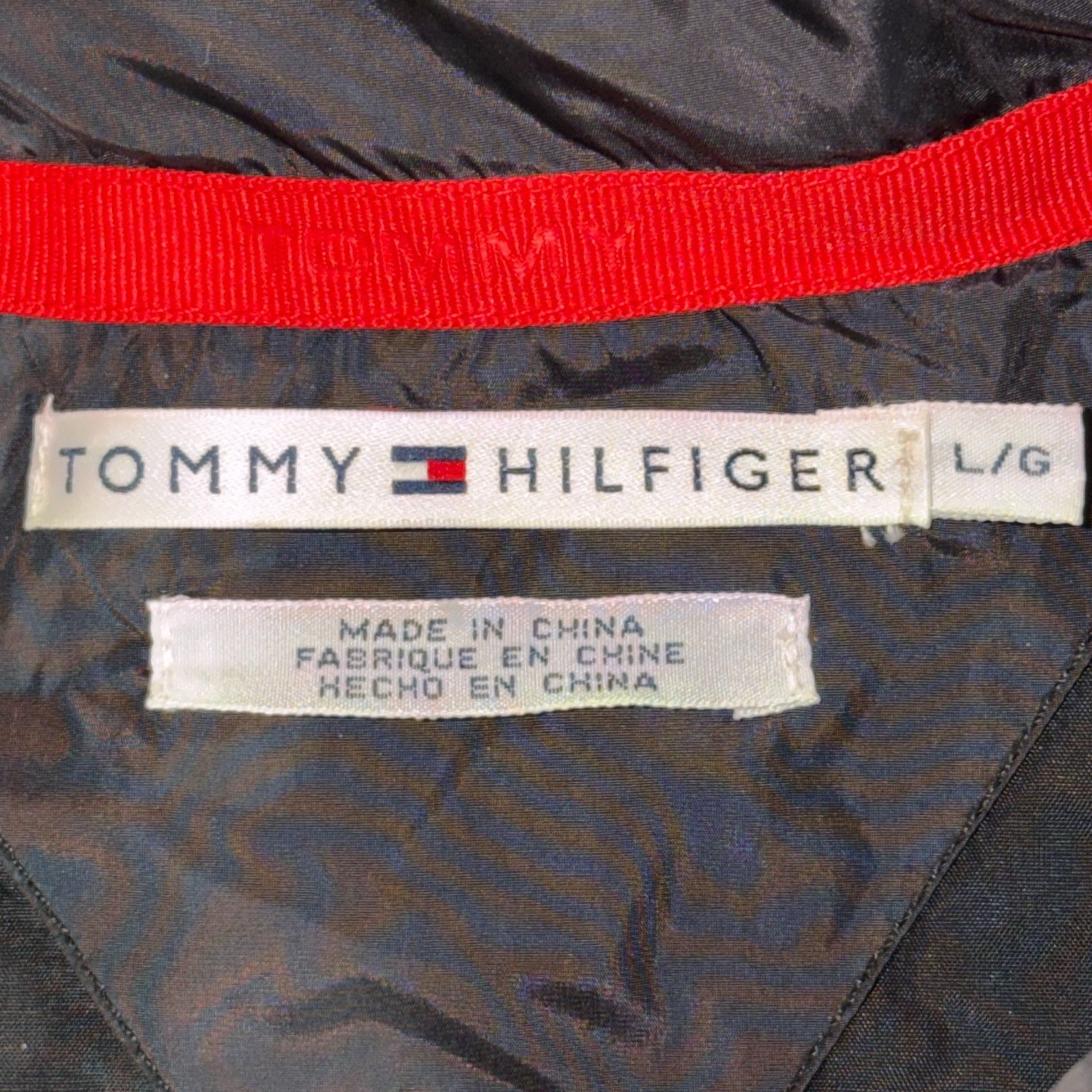 Tommy Hilfiger Tommy Hilfiger Vest Men L Down Puffer Black Full Zip Vintage Size US L / EU 52-54 / 3 - 5 Thumbnail