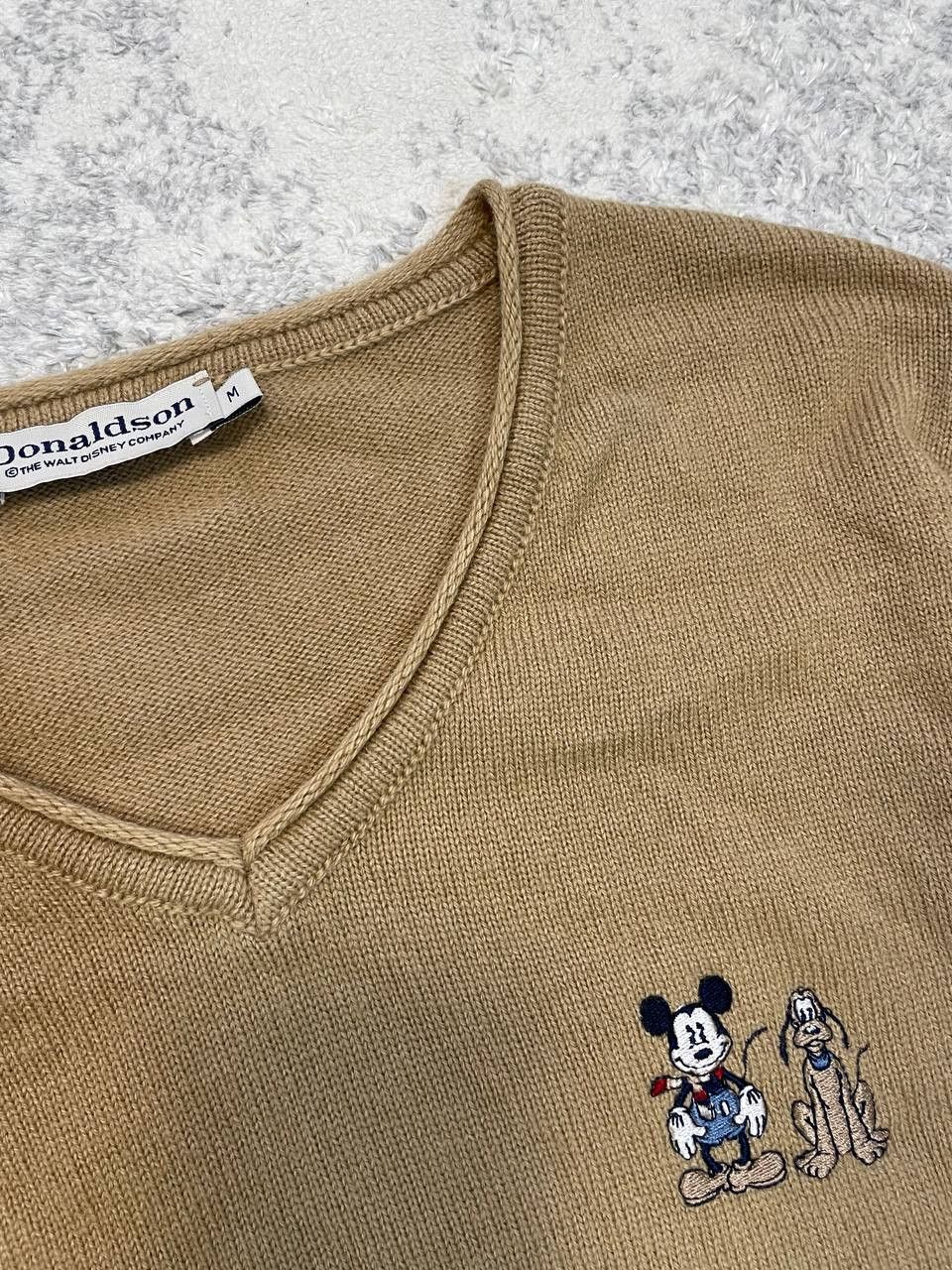 Other Vintage Donaldson Merino Wool V-Neck Sweater Made in Belgium Size US M / EU 48-50 / 2 - 10 Thumbnail