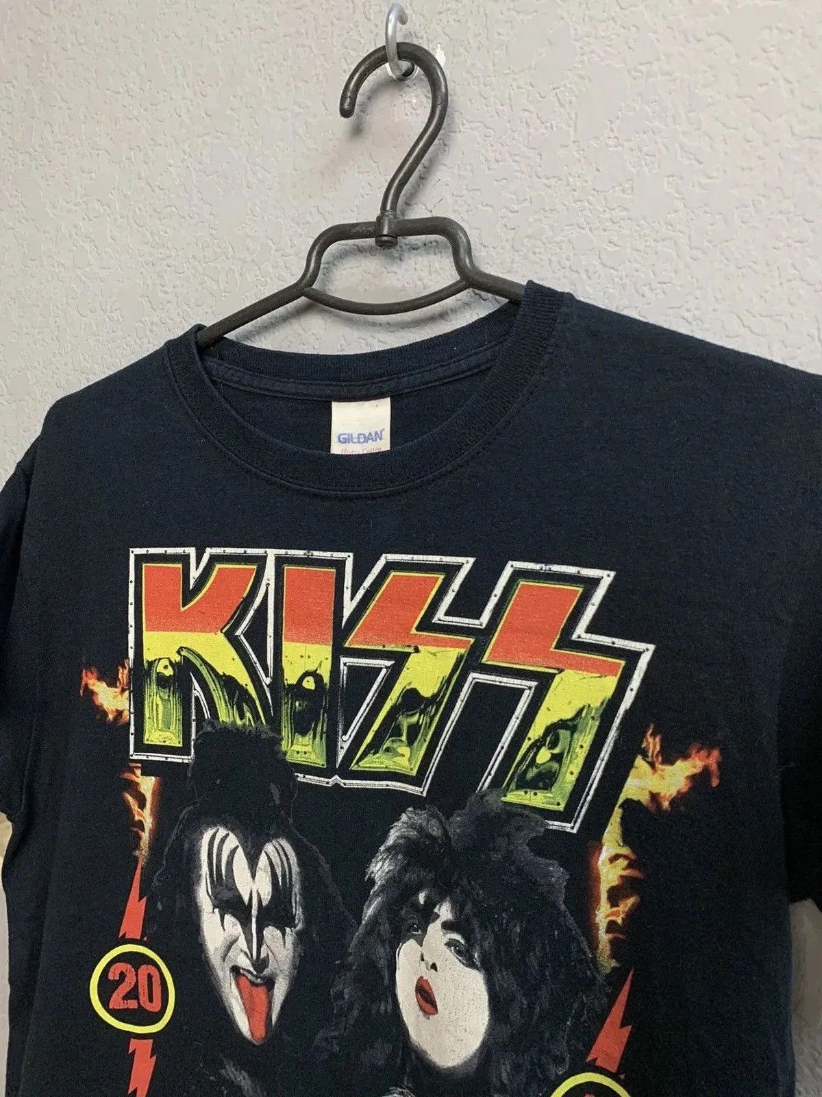 KISS Vintage Kiss rock tee tour 2015 size S European Rock city Size US S / EU 44-46 / 1 - 3 Thumbnail