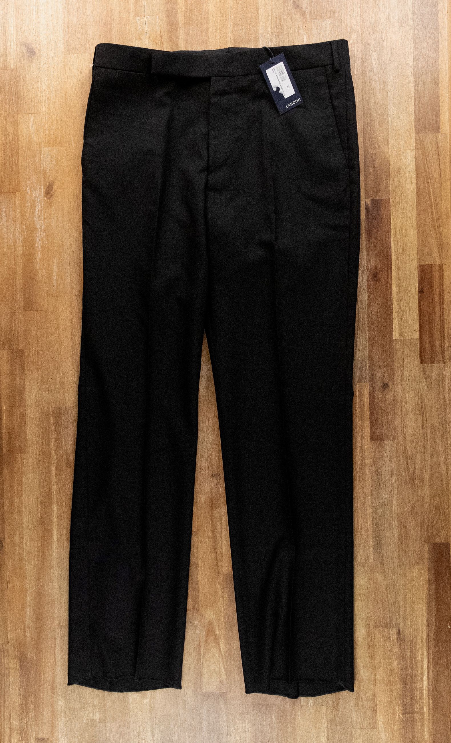 Lardini LARDINI black regular fit wool dress pants trousers 36 52 Size US 36 / EU 52 - 1 Thumbnail