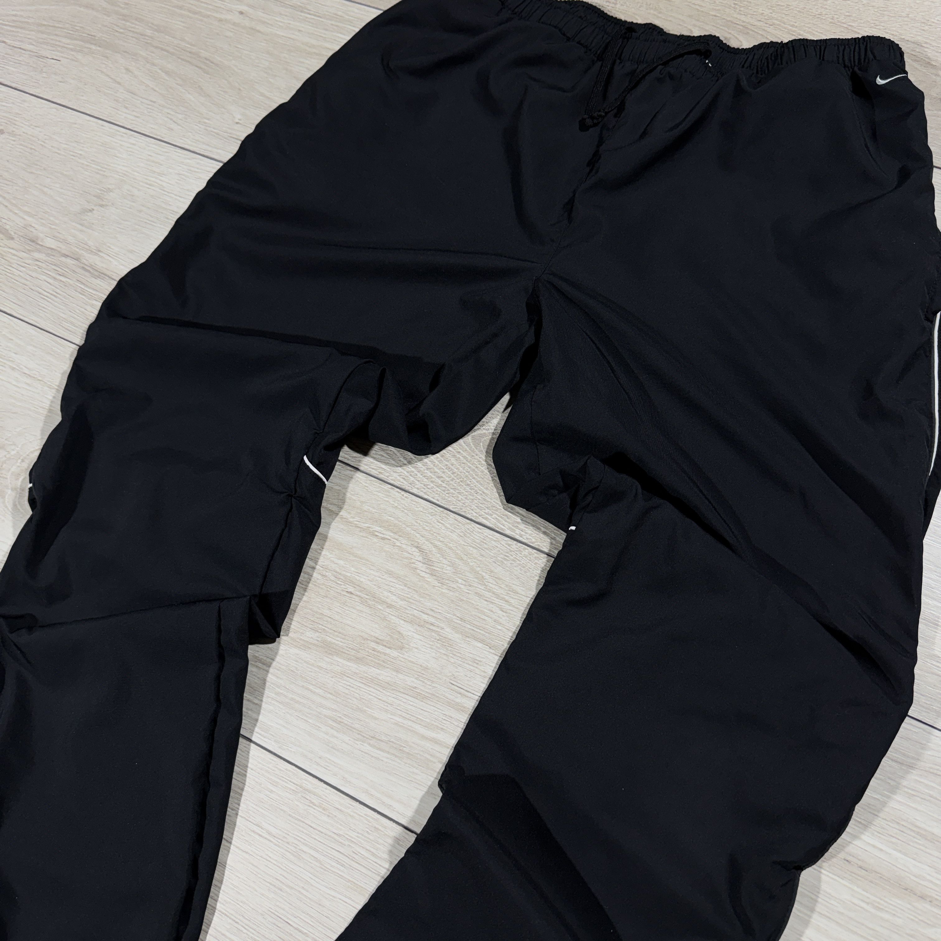 Nike Nike Vintage Nylon Y2K Track Pants Women's Size L Size 32" / US 10 / IT 46 - 5 Thumbnail