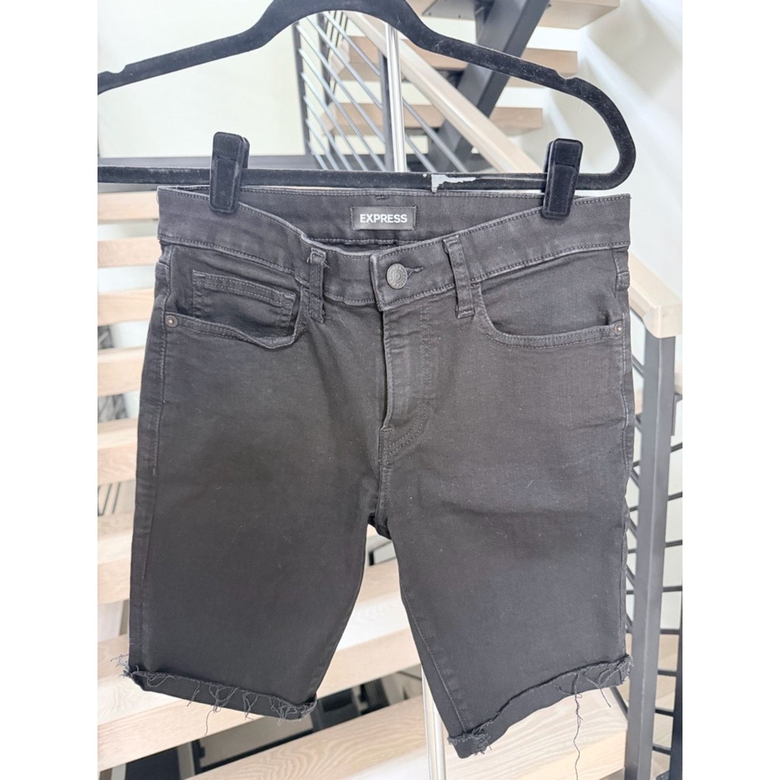 Express Express Men’s Black Denim Bermuda Slim Shorts size 28 Size US 28 / EU 44 - 1 Thumbnail