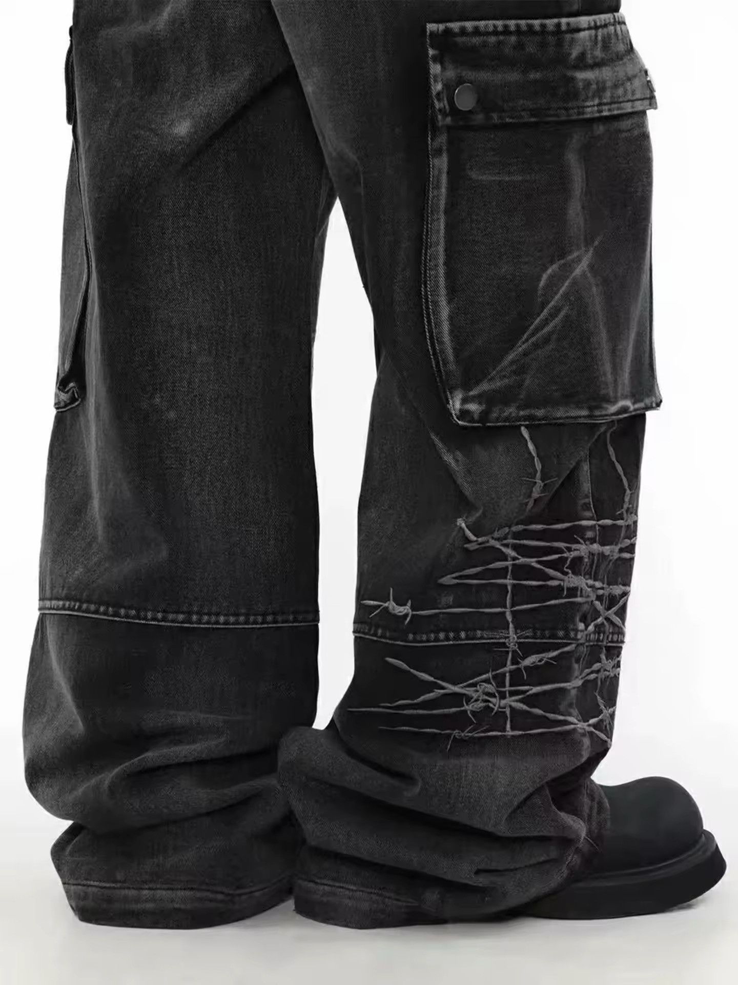 Jean × Vintage Streetwear Heavy Industry Embroidery Loose Wide-leg Jean Size US 34 / EU 50 - 4 Thumbnail