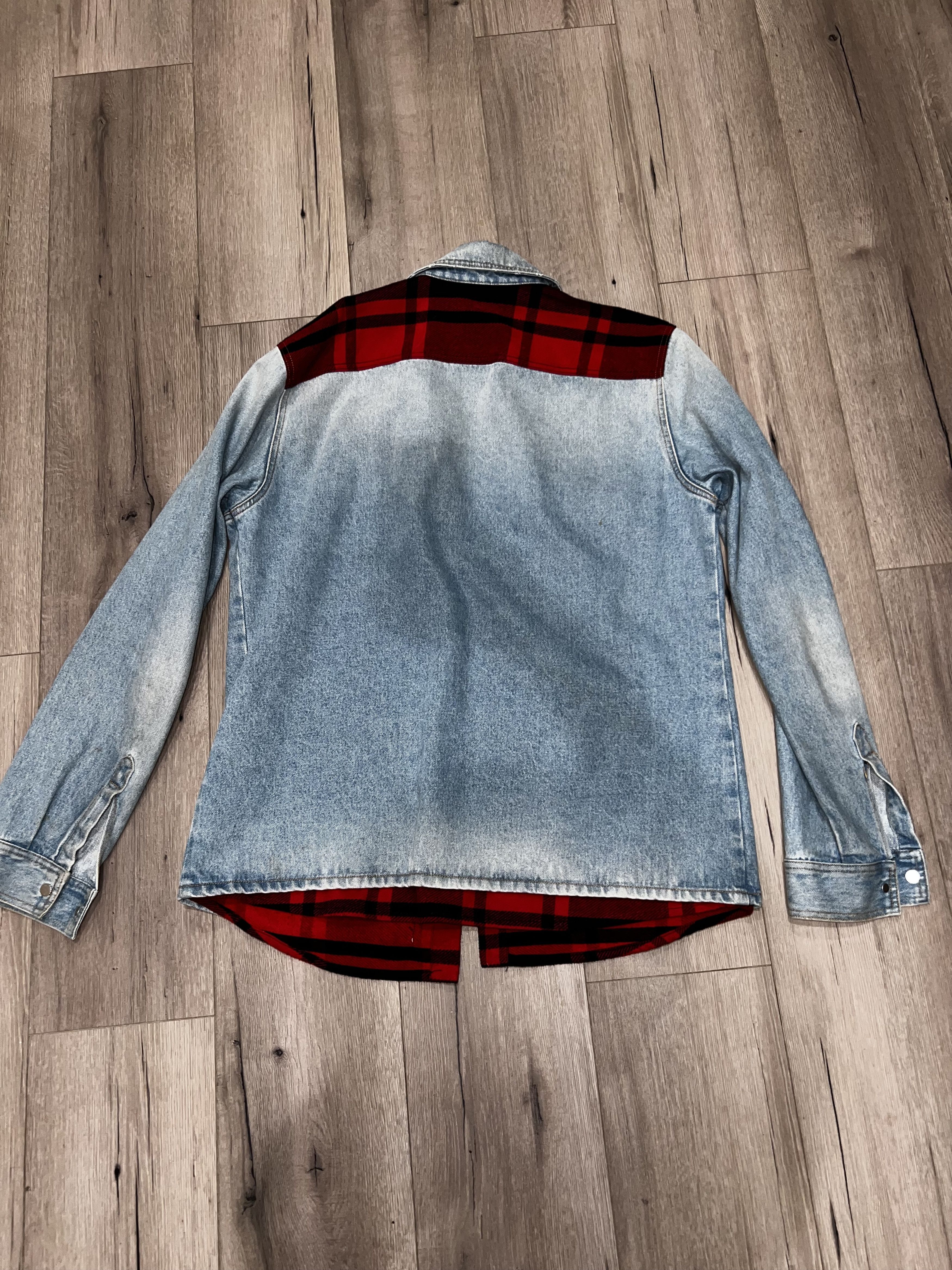 Off-White Off-White Blue and Red Denim Reconstructed Jacket / Shirt Size US XXL / EU 58 / 5 - 1 Thumbnail