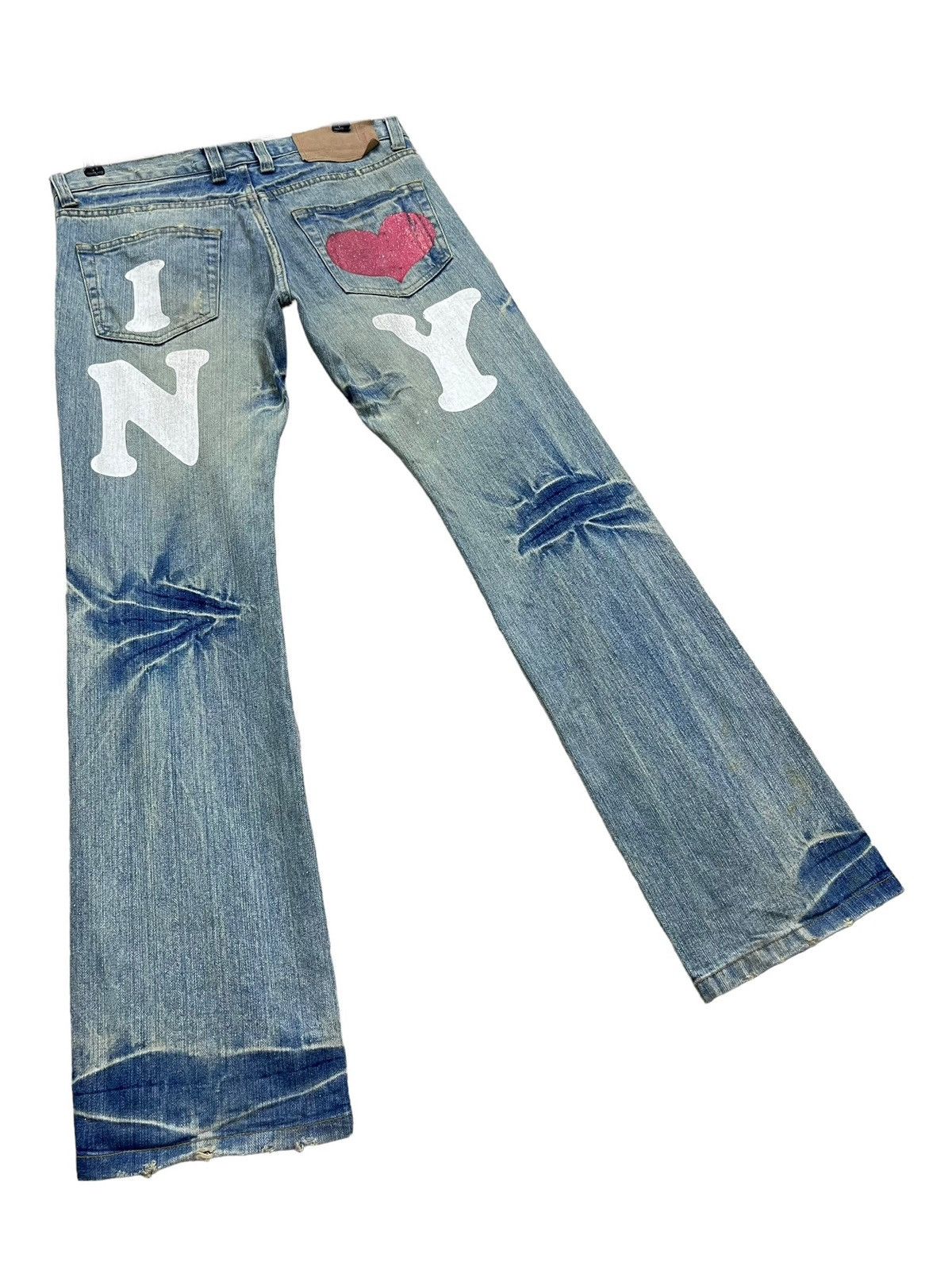 I Love NY 90’s “I❤️NEW YORK “ Mudwash Clawmark Ripped Flare Jeans Size US 31 - 6 Thumbnail