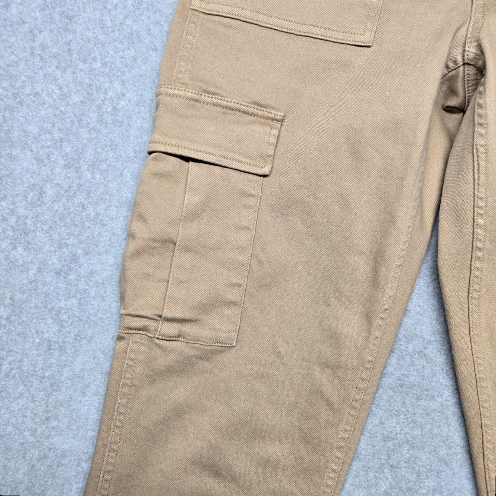 TNA VINTAGE? No. Tna Pants Womens 6 Cargo High Rise Straight Leg Utility Stretch Casual Beige/ Tan Cotton Spandex Twill Size 28" / US 6 / IT 42 - 5 Thumbnail