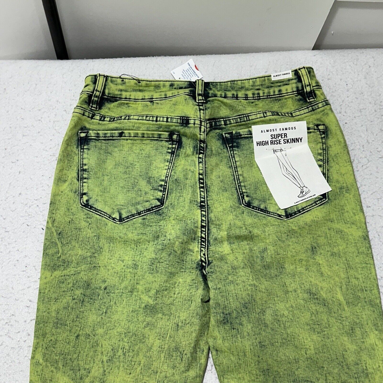 Almost Famous Almost Famous 7 Super High Rise Skinny Leg Jeans Green Denim Size 28" / US 6 / IT 42 - 7 Thumbnail