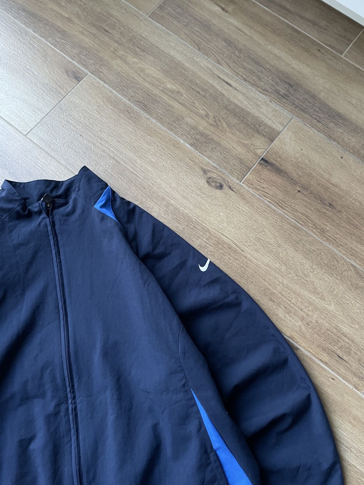 Nike Nike Vintage Nylon Track Jacket Drill Japanese Avant Garde Size US XL / EU 56 / 4 - 5 Thumbnail