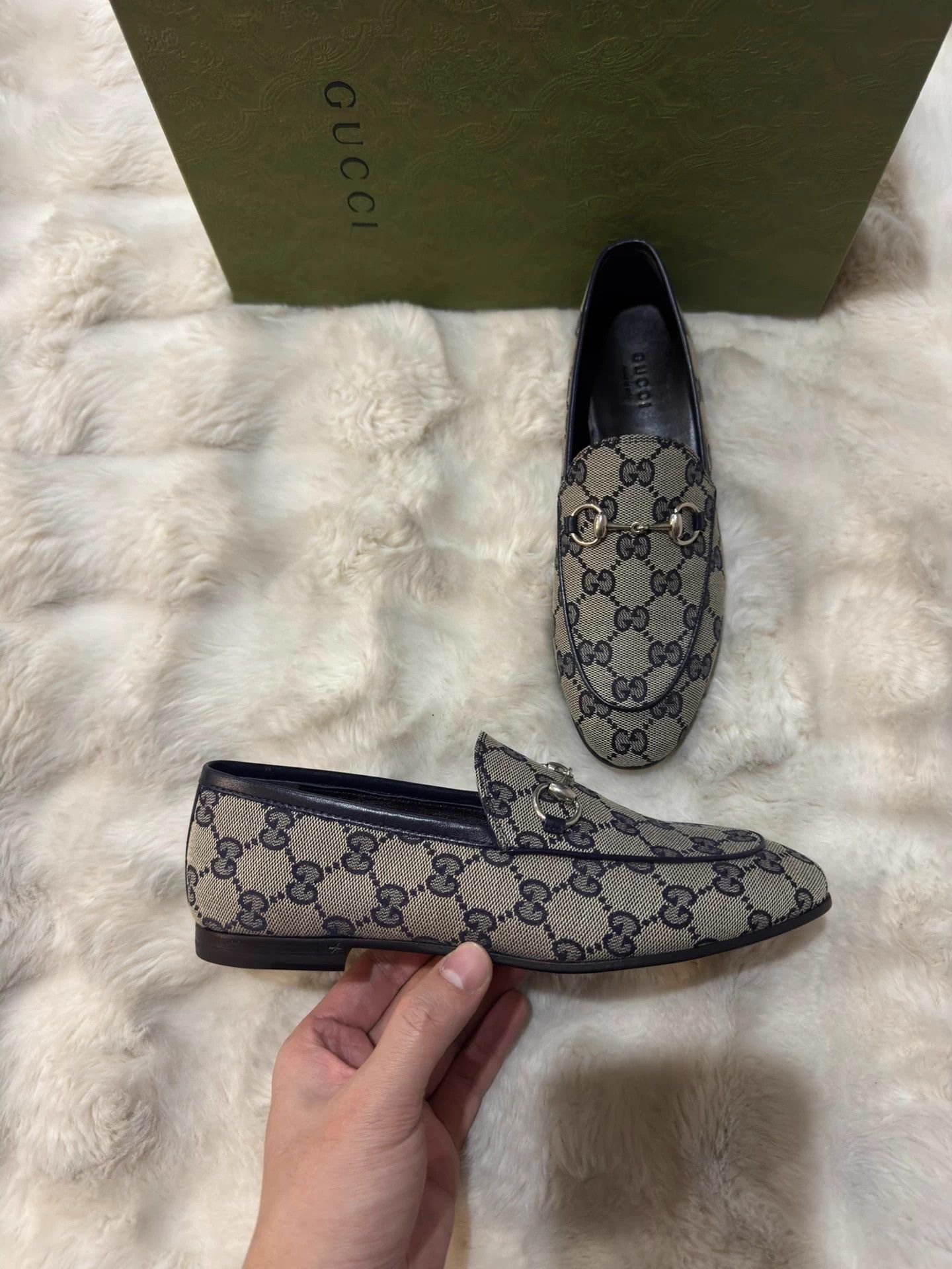 Gucci Gucci all over print leather loafers women's 36 Size US 5 / IT 35 - 1 Thumbnail