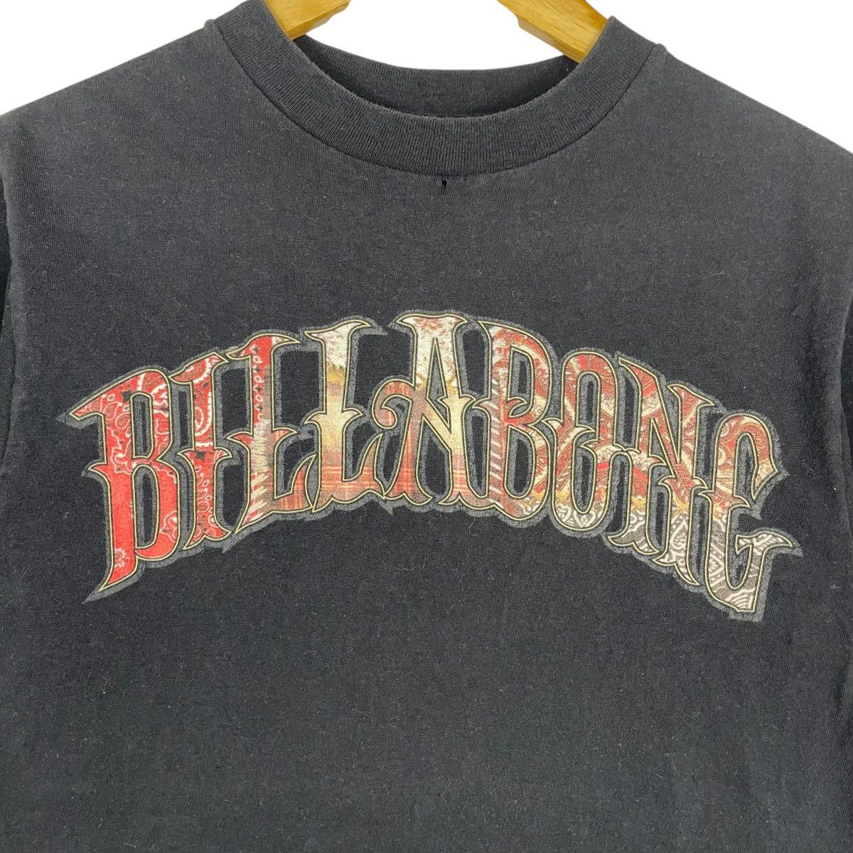 Billabong Vintage Billabong Surfing Tee Shirt Size US S / EU 44-46 / 1 - 3 Thumbnail