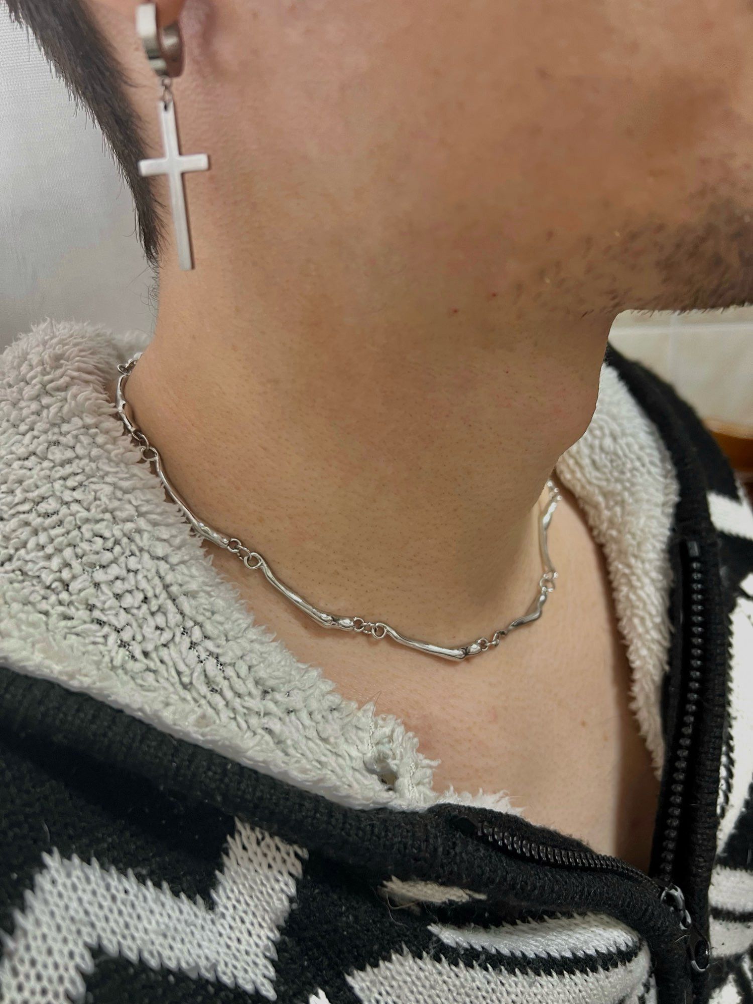 Jewelry Wave Shape Chain Necklace Size ONE SIZE - 1 Thumbnail