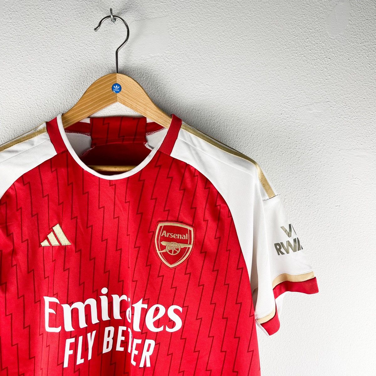 Adidas × Vintage Odegaard #8 Arsenal London Home Football Shirt Red Adidas Size US M / EU 48-50 / 2 - 3 Thumbnail